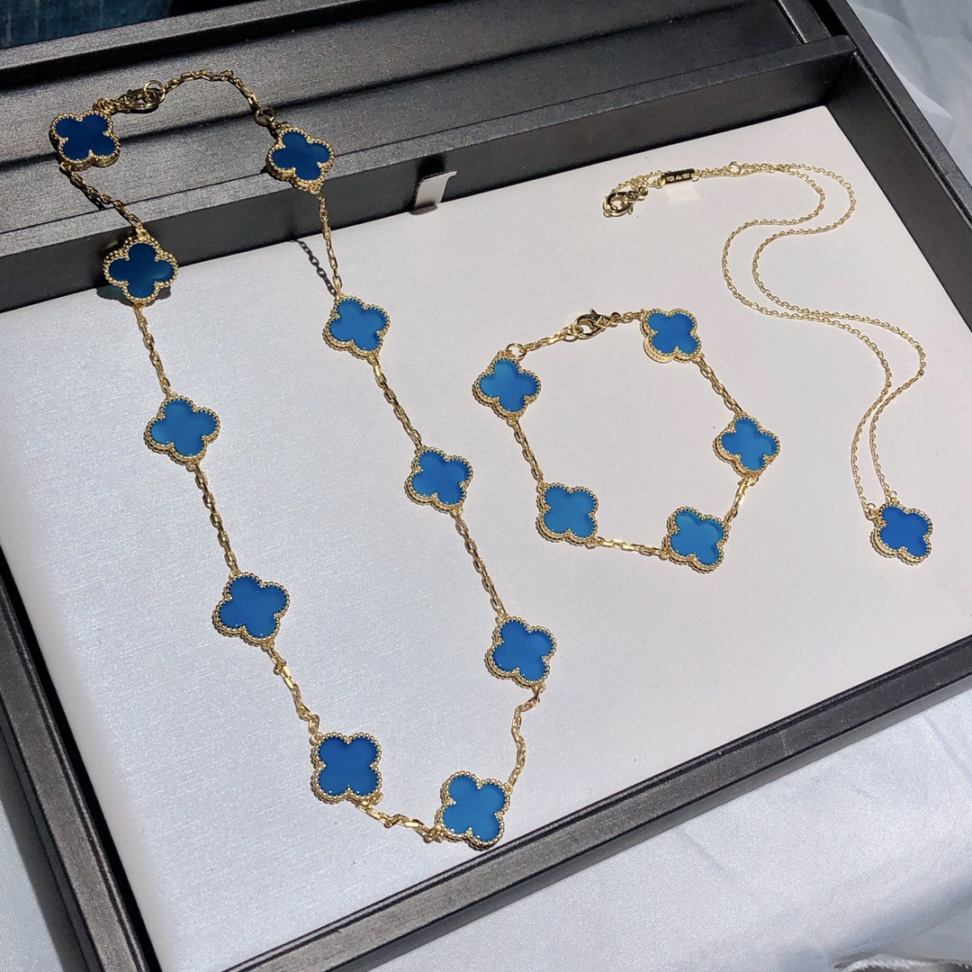 Van Cleef & Arpels Bracelet-120