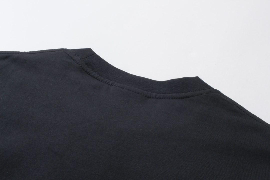 Balenciaga clothing-166
