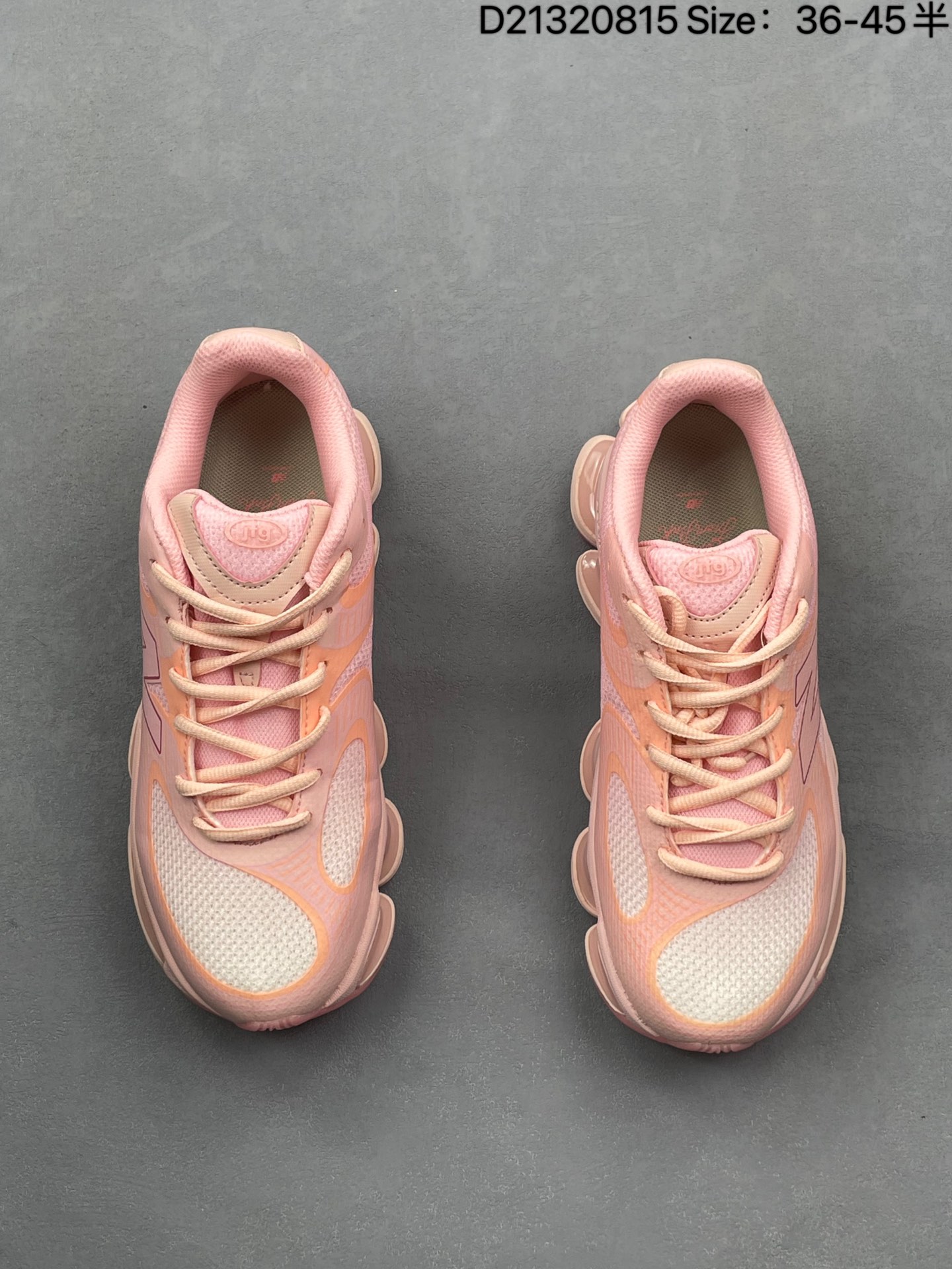 New Balance Sneakers-123