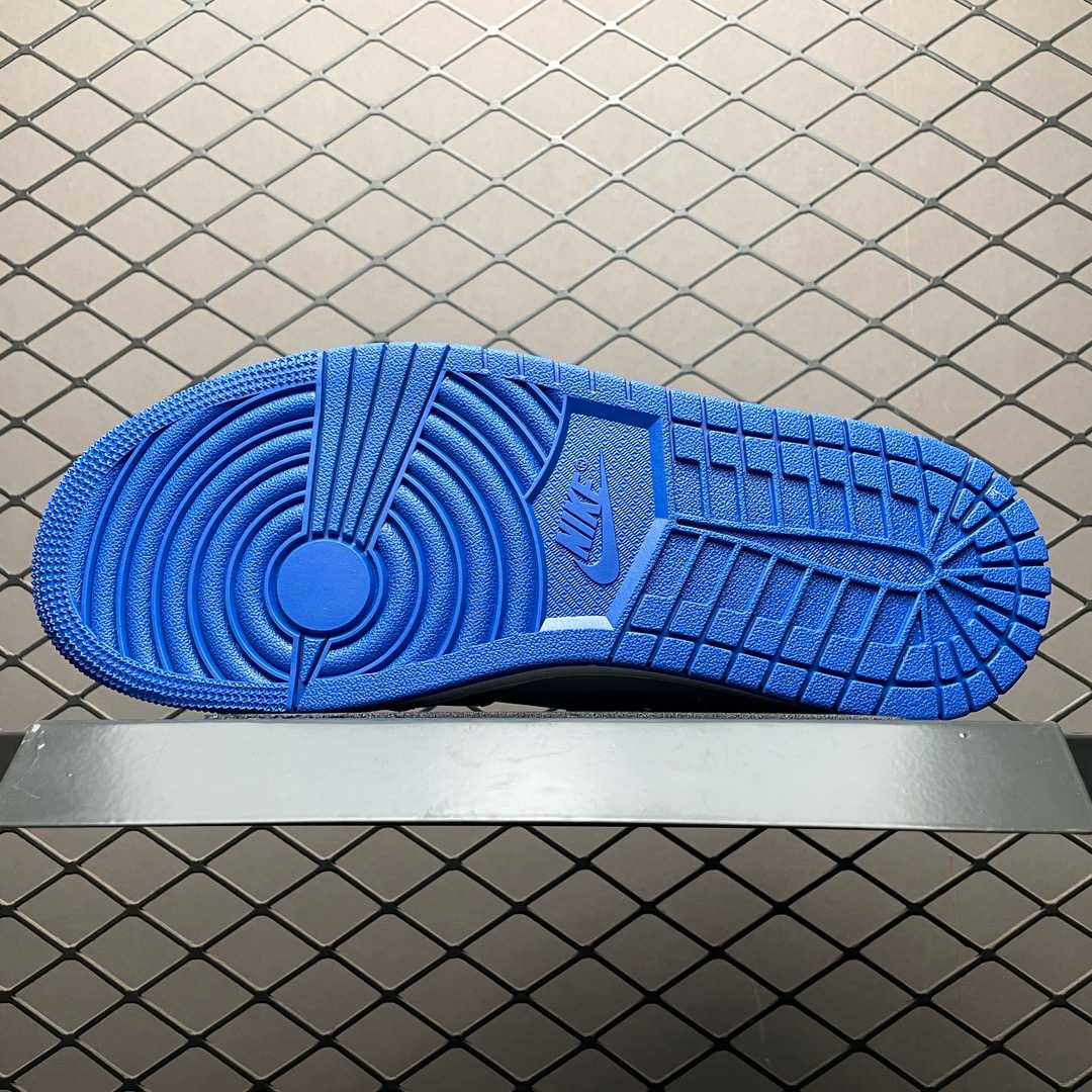 Nike Sneakers-197