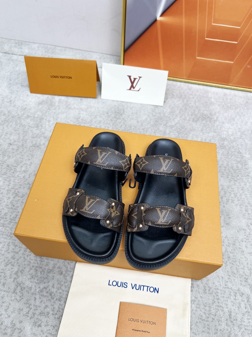 LV Summer footwear