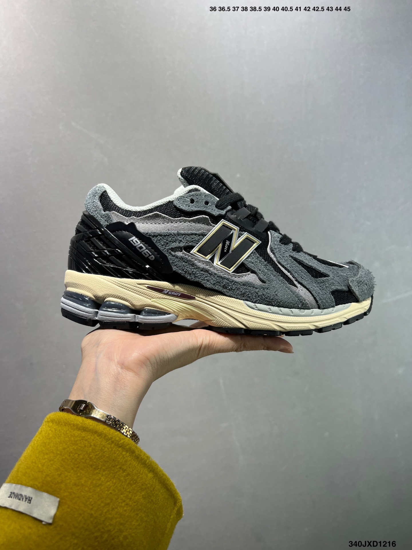 New Balance Sneakers-61