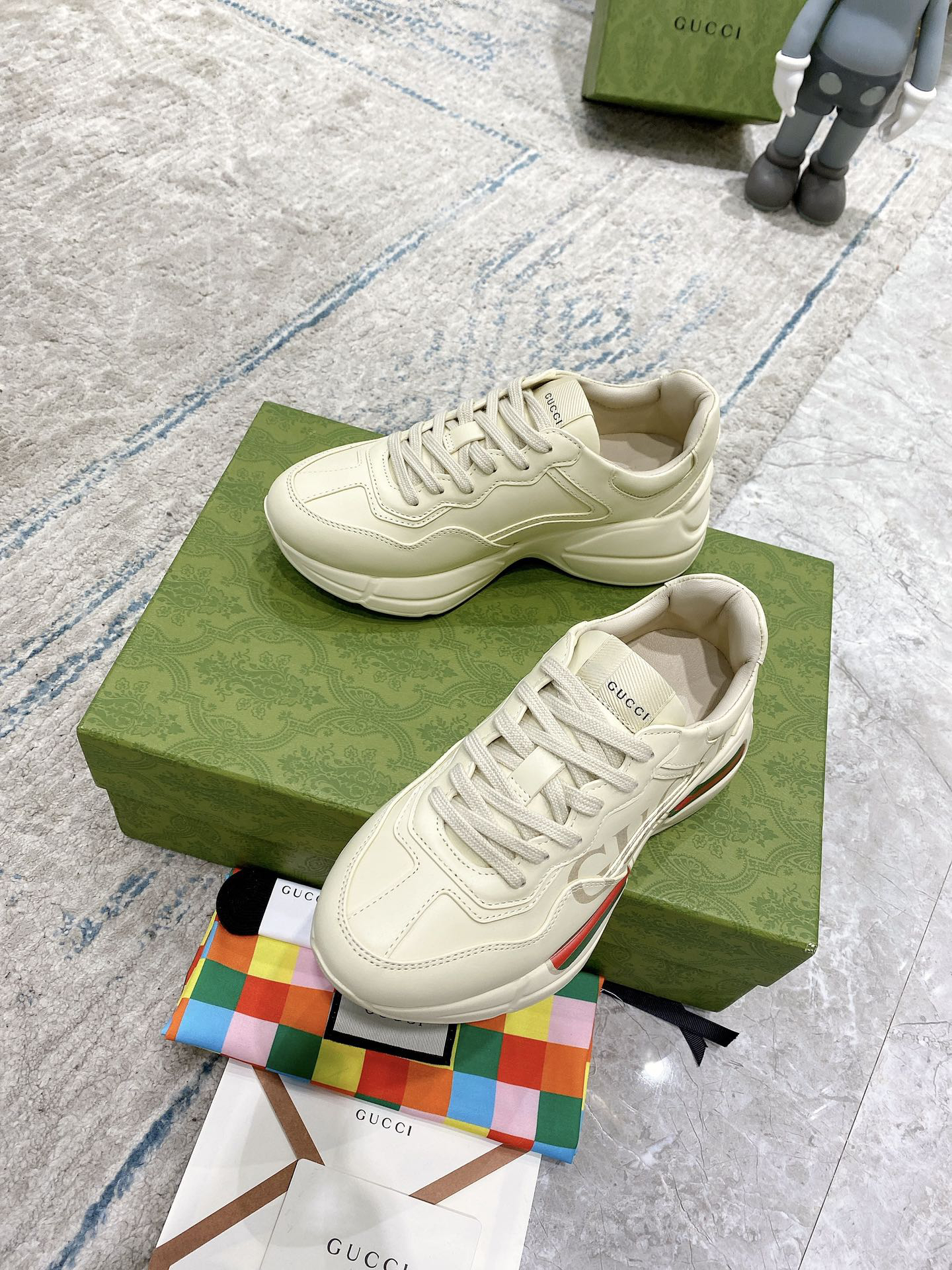 Gucci Sneakers-83