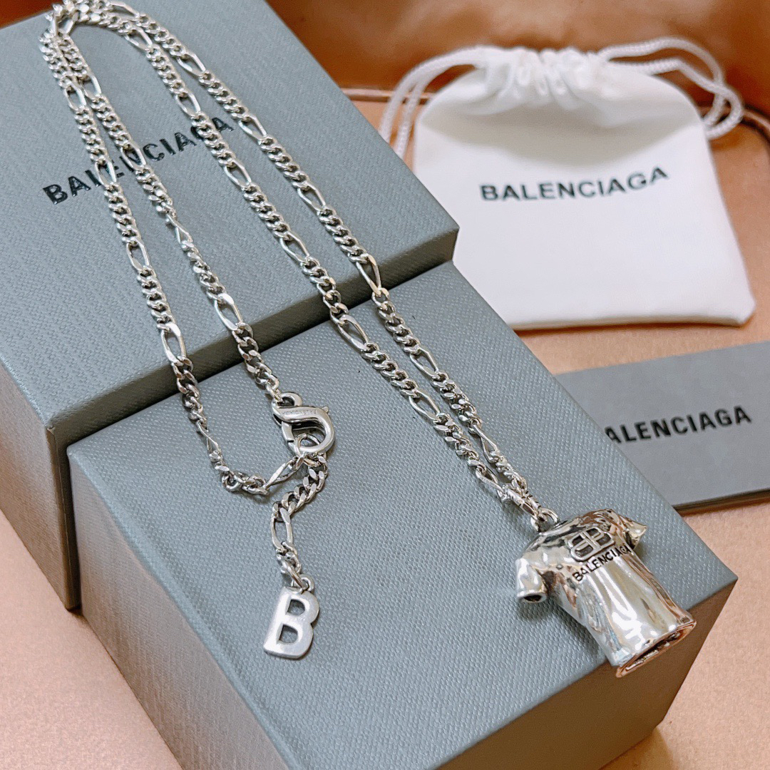 Balenciaga necklace-84