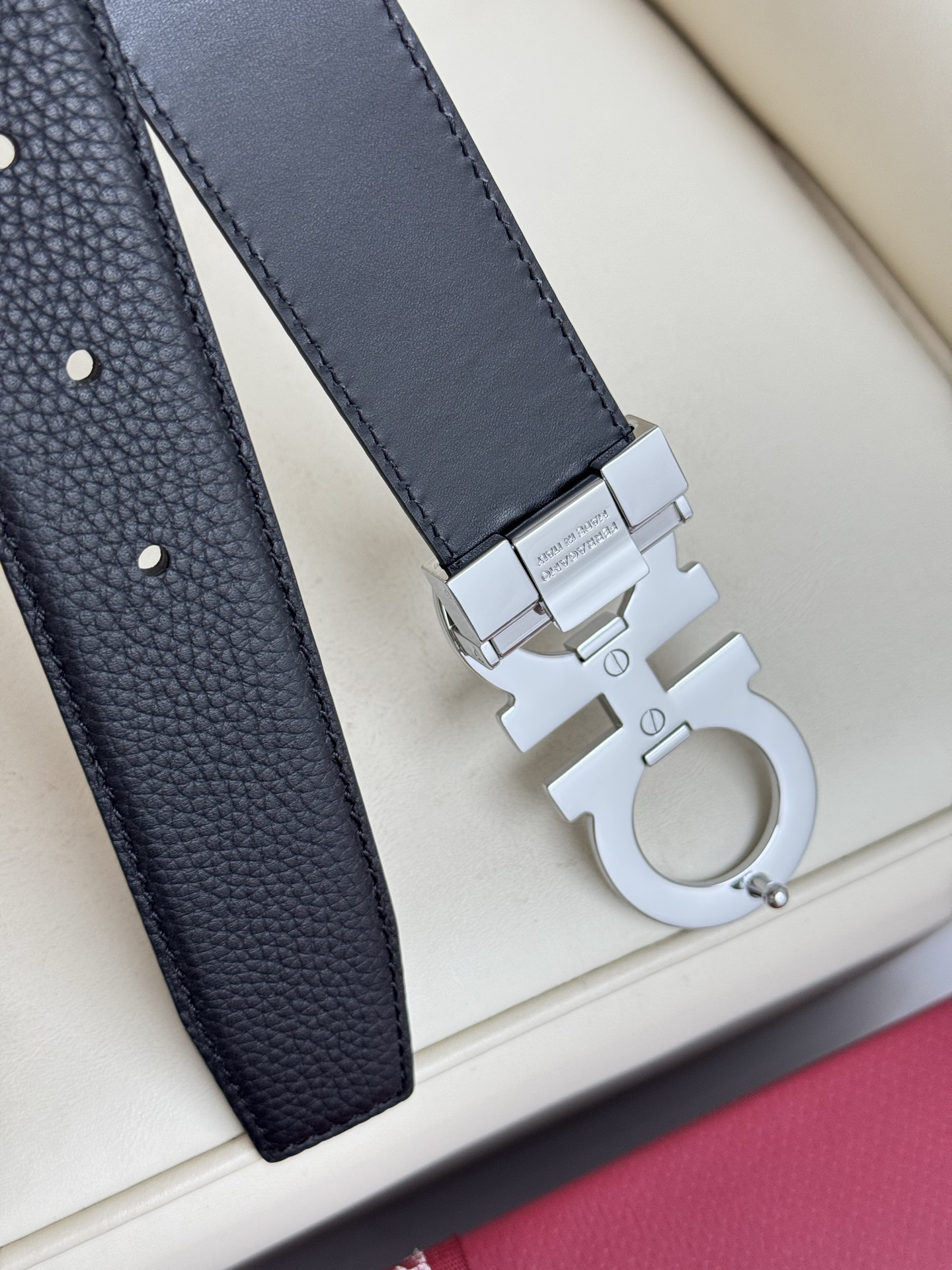 Ferragamo belt-102