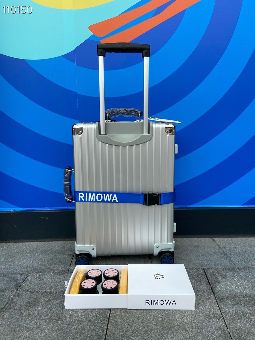 Fendi luggage-29