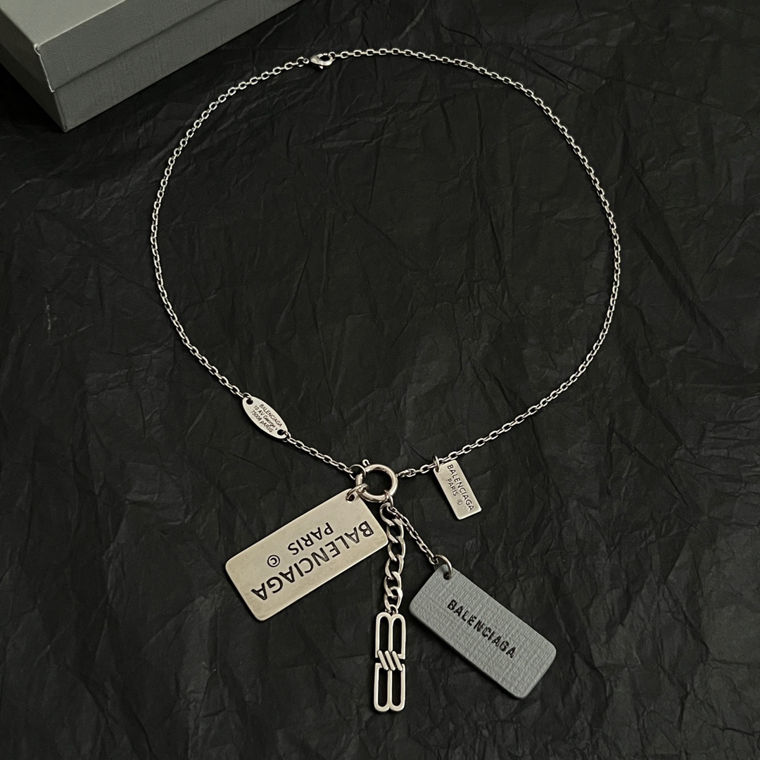Balenciaga necklace-11