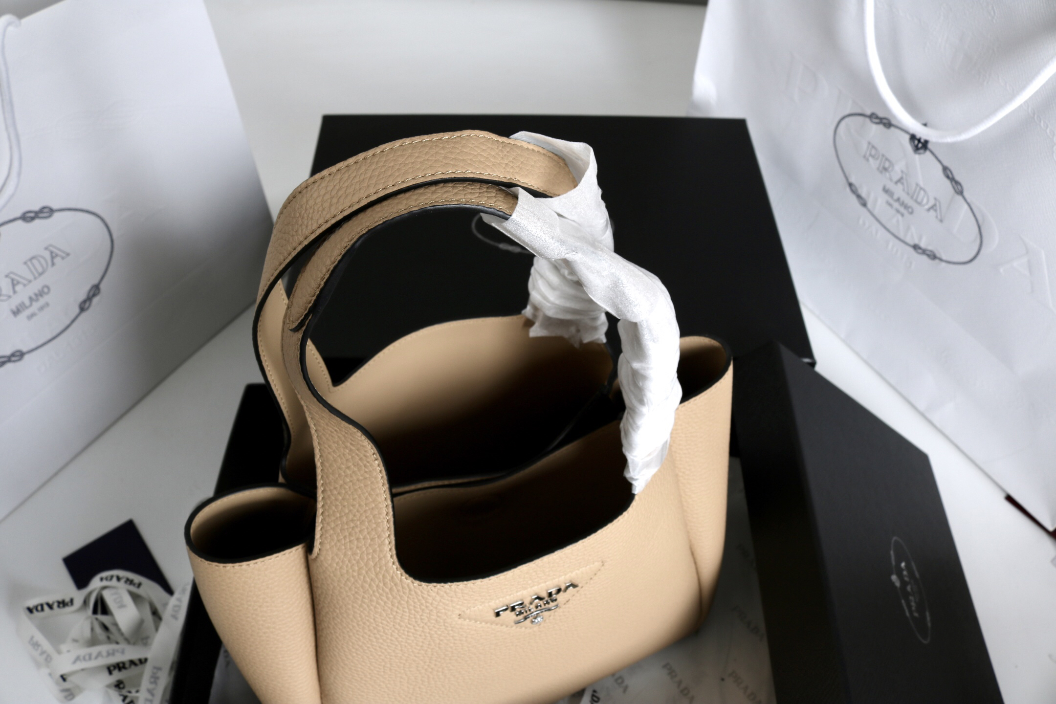 Prada Hot New Product-84