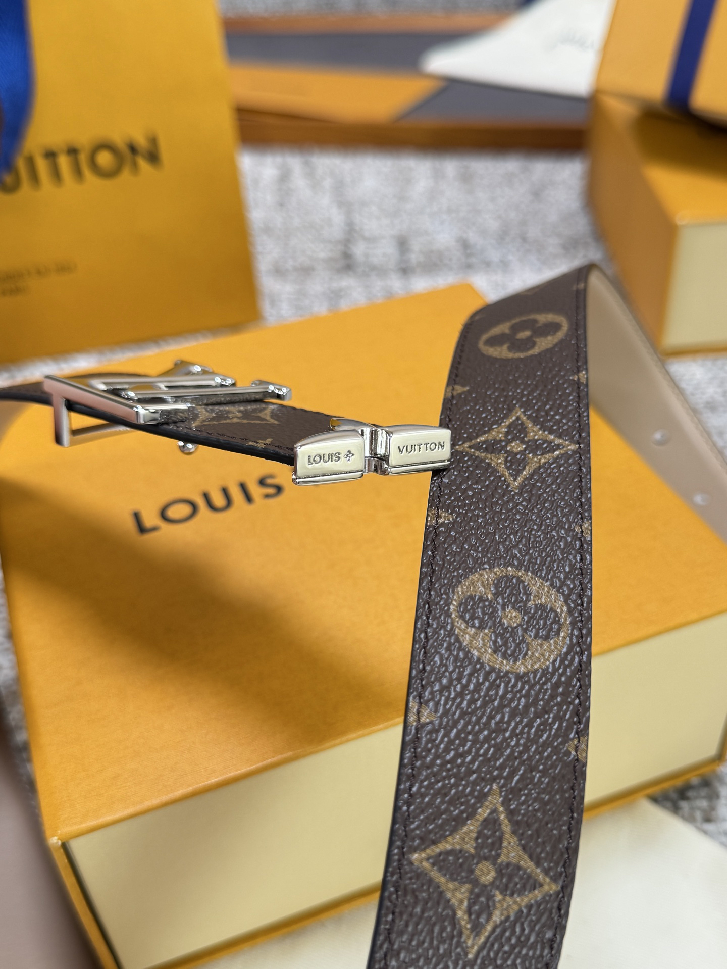 Lv belt-71