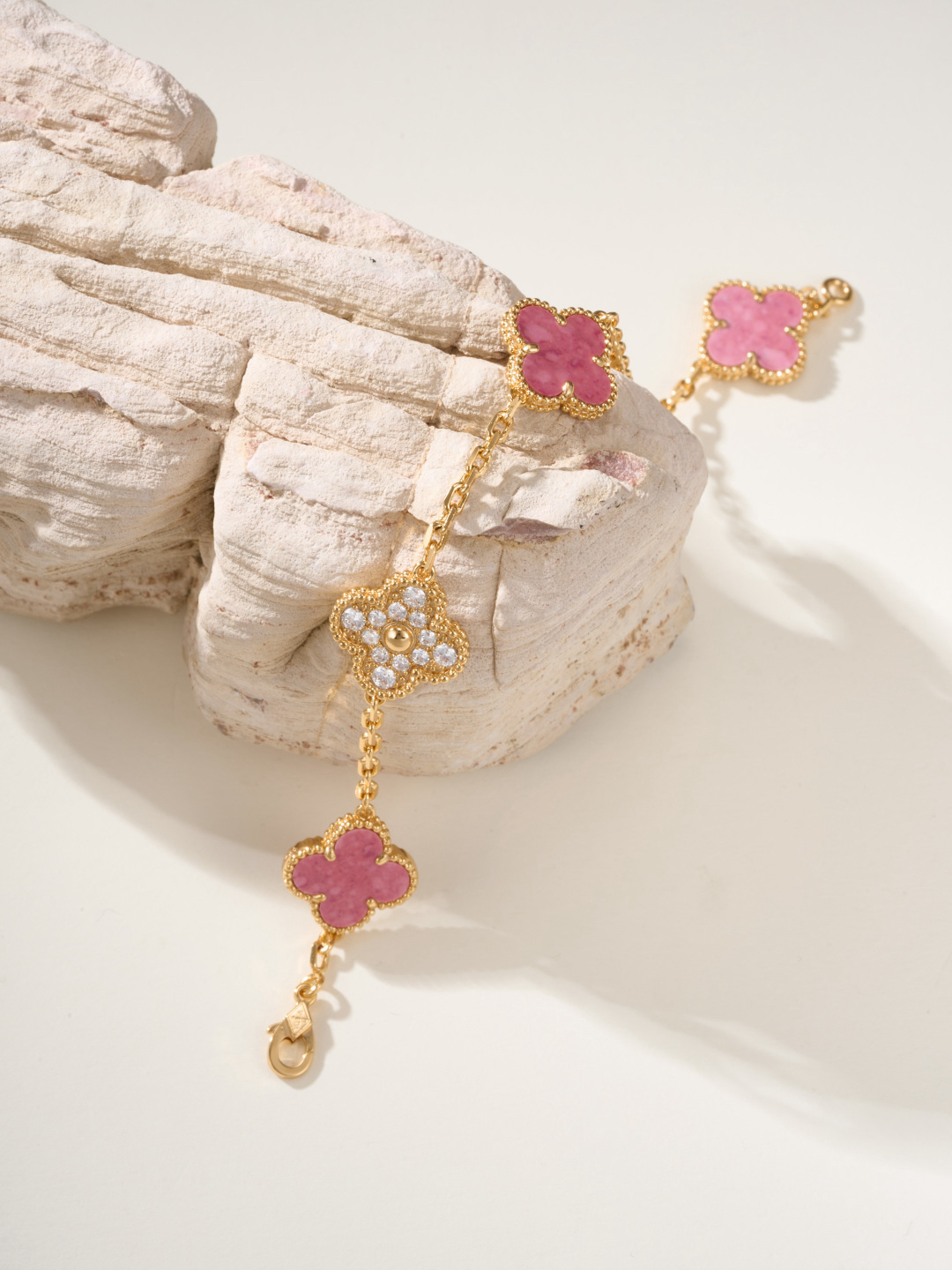 Van Cleef & Arpels Bracelet-85