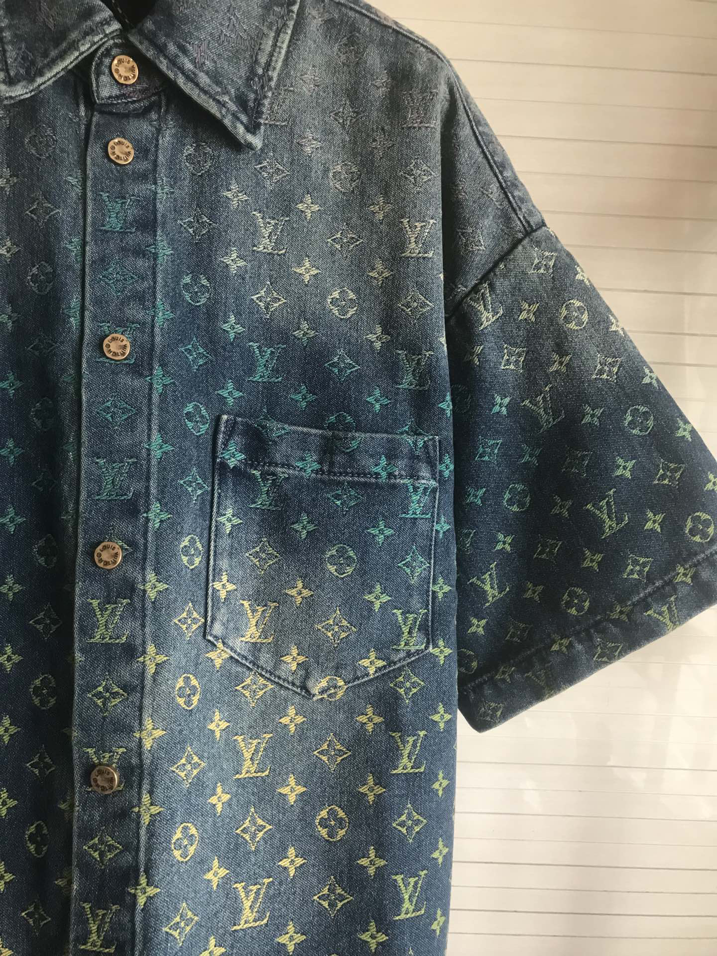 LV Clothing-15