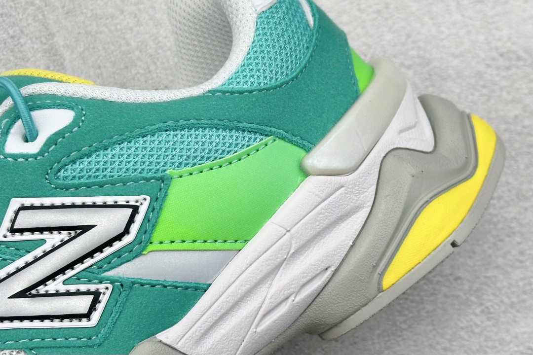 New Balance Sneakers-154