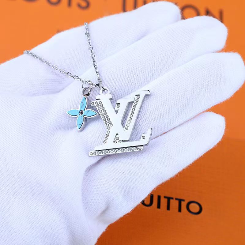 LV necklace-57