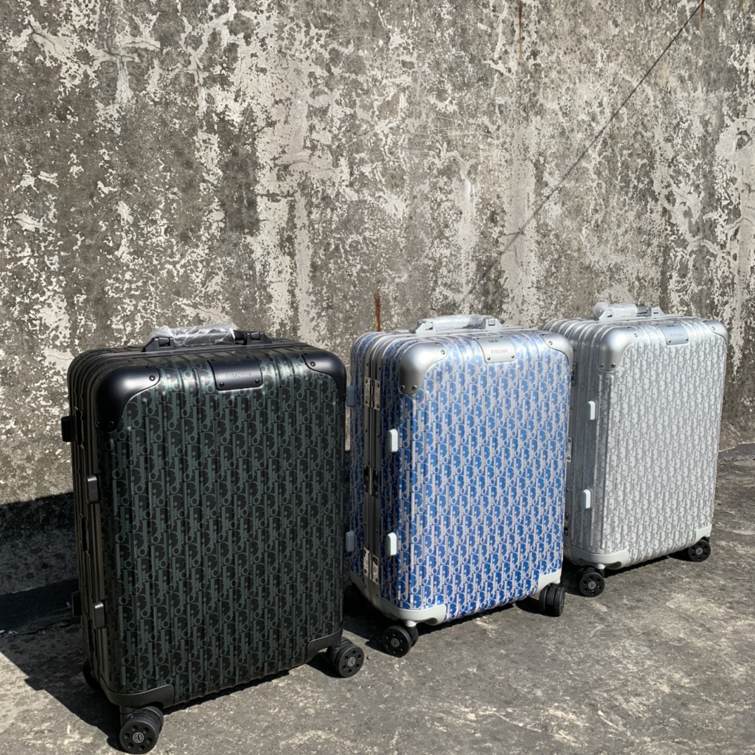 Dior luggage-25