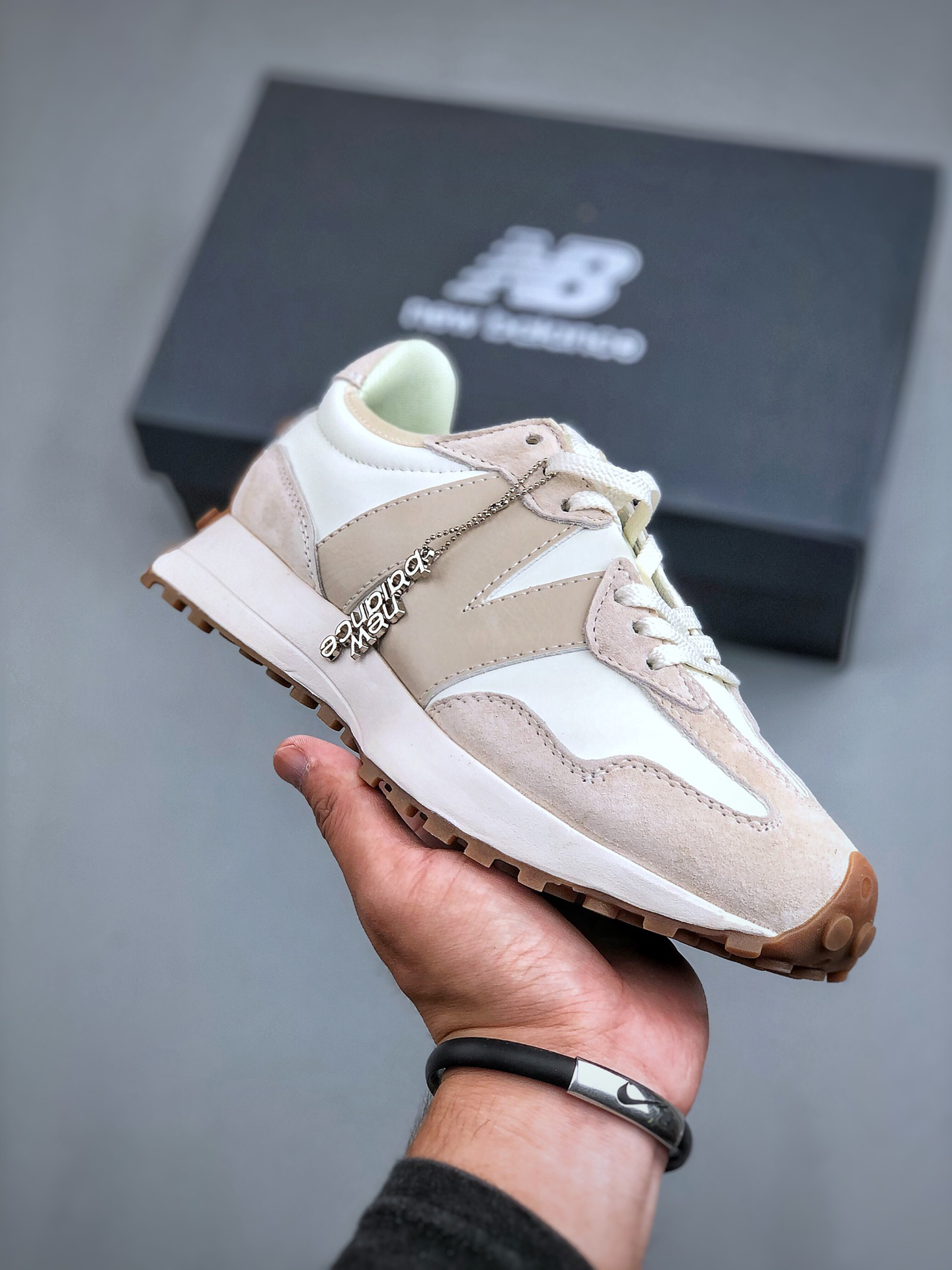 New Balance Sneakers-325