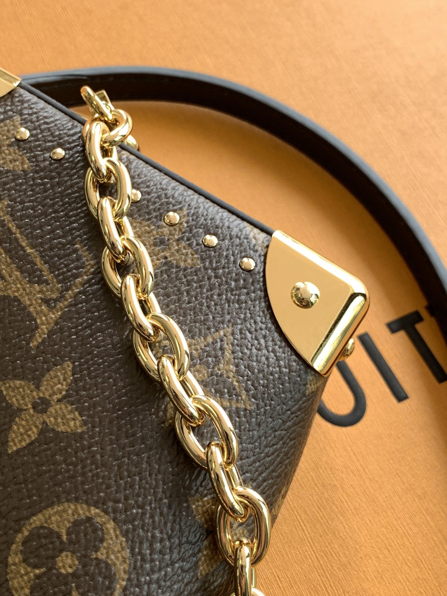 Louis Vuitton Hot New Product-43