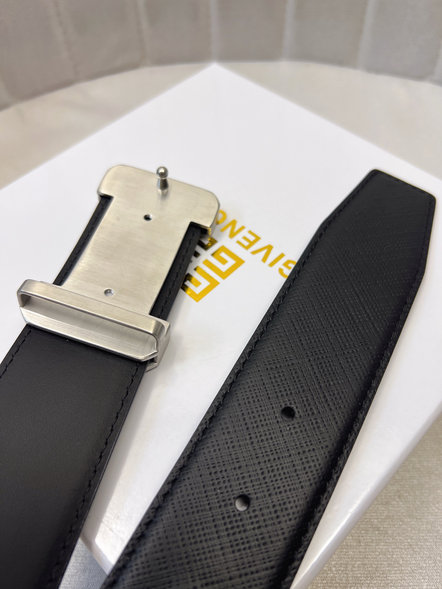 Givenchy belt-124