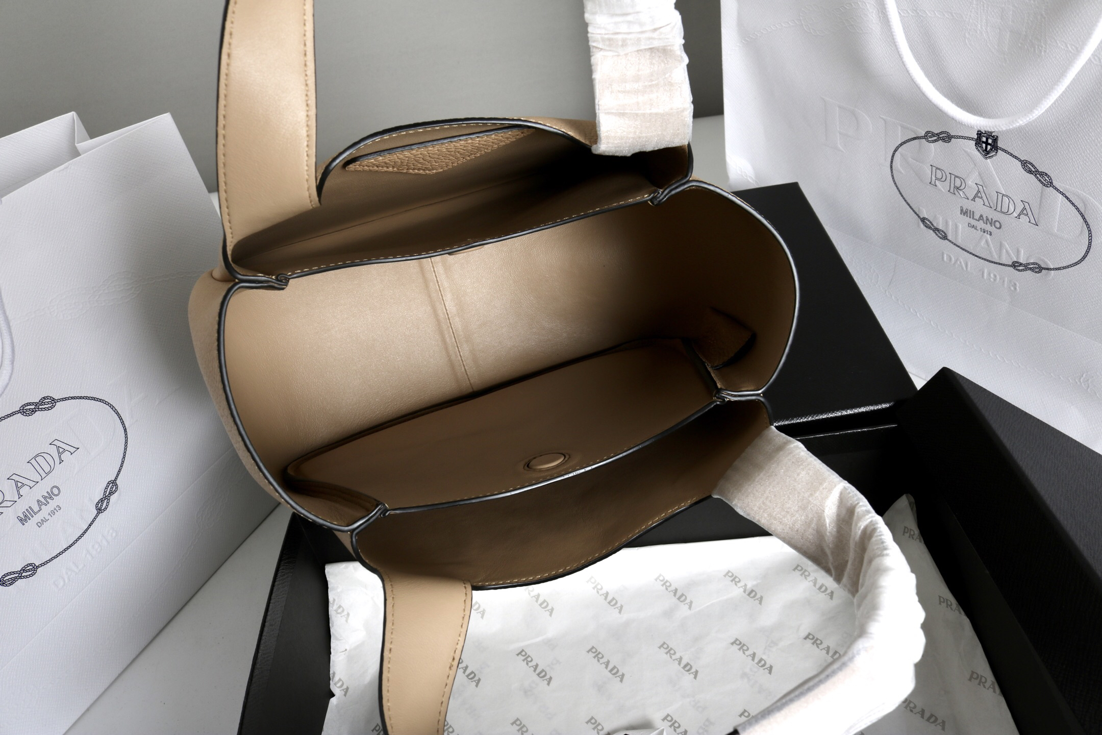 Prada Hot New Product-88