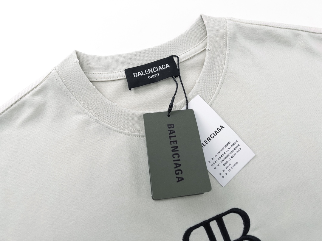 Balenciaga clothing-201