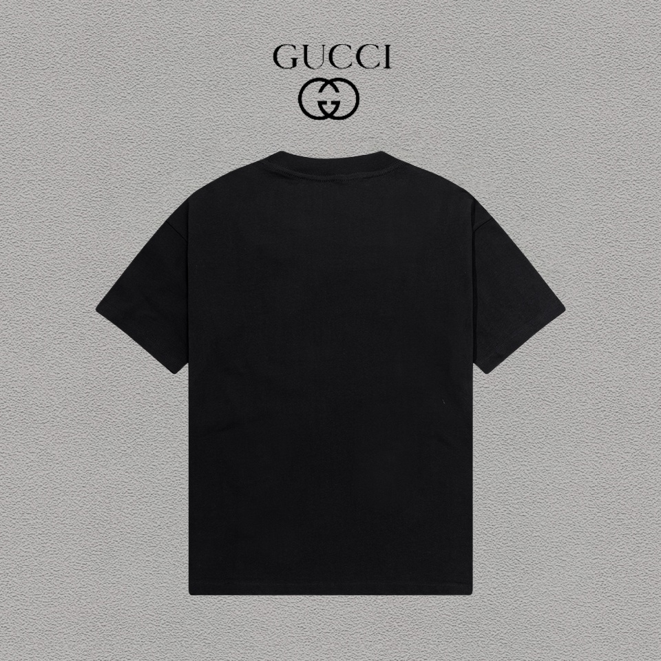 Gucci clothing-230