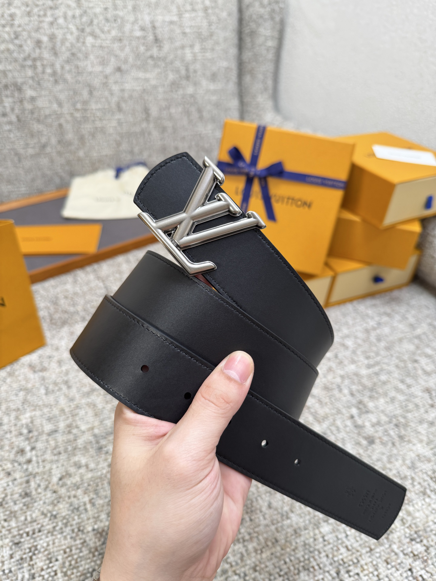 Lv belt-44