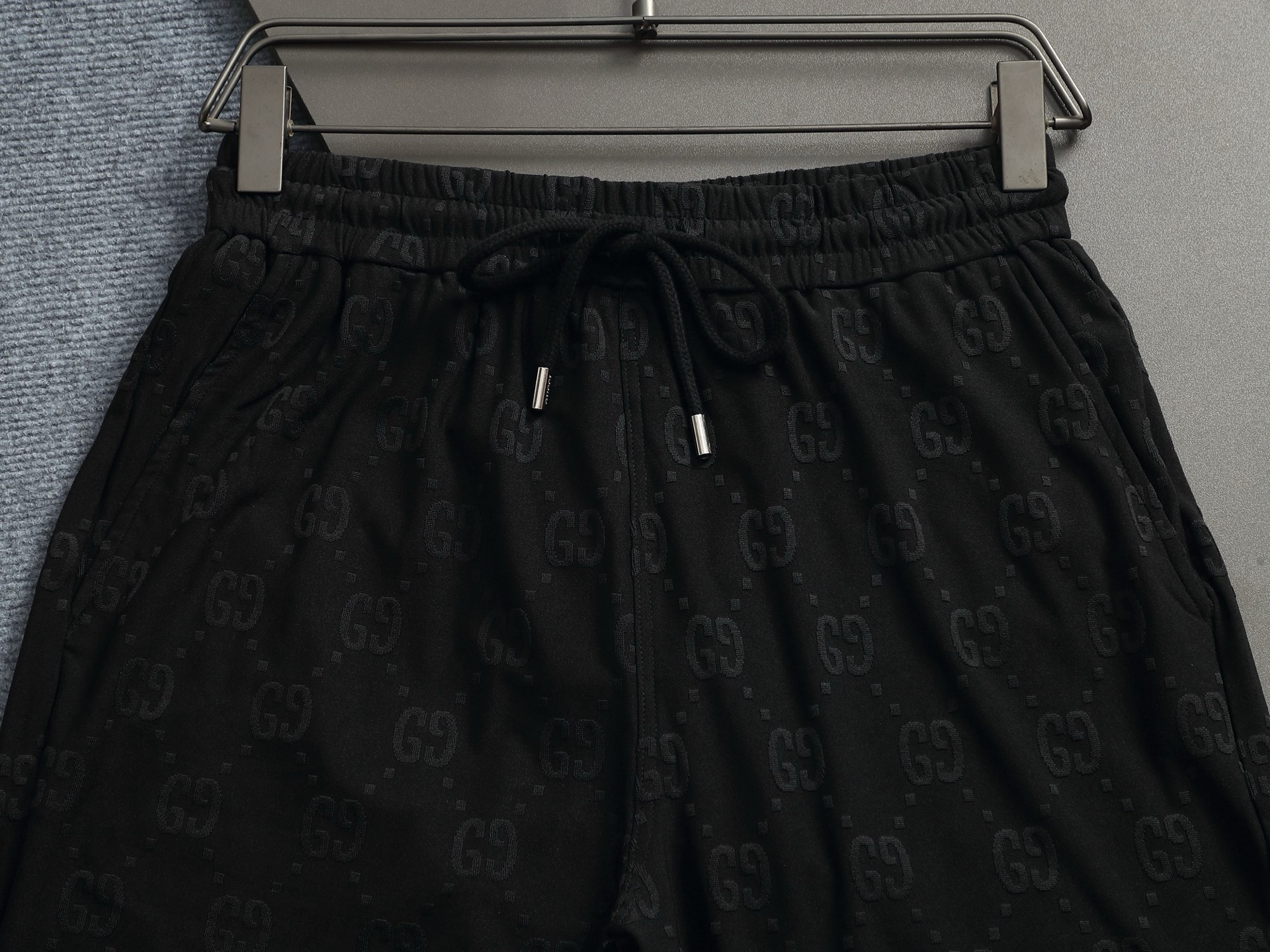 Gucci clothing-257