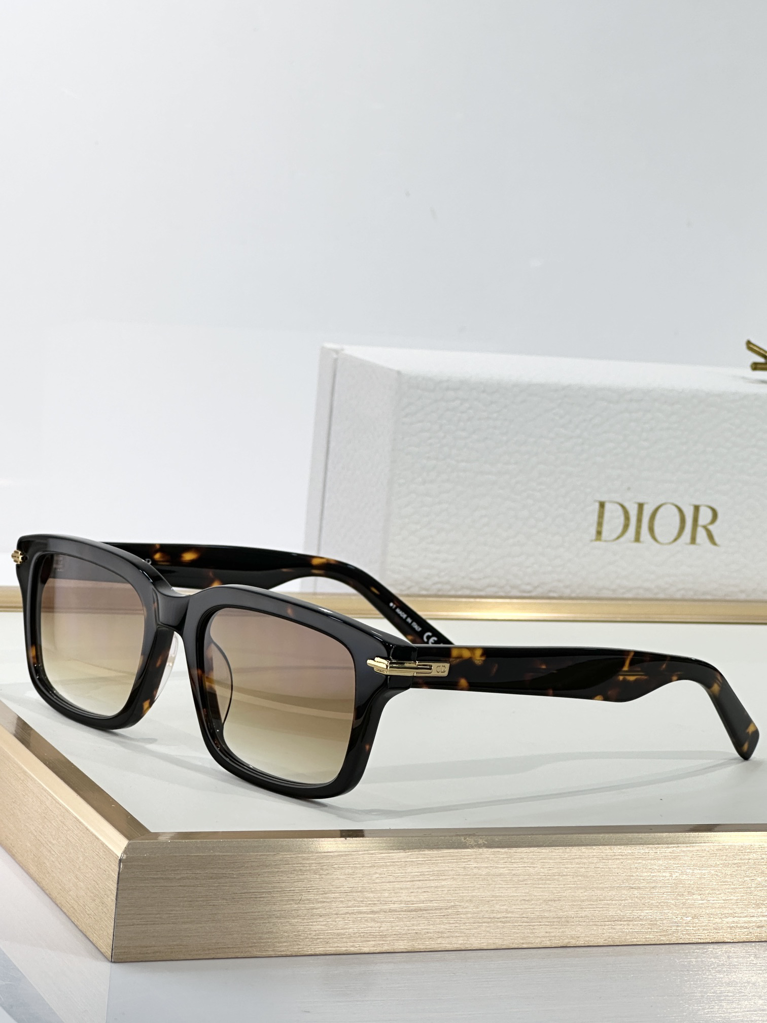 Dior glasses-101