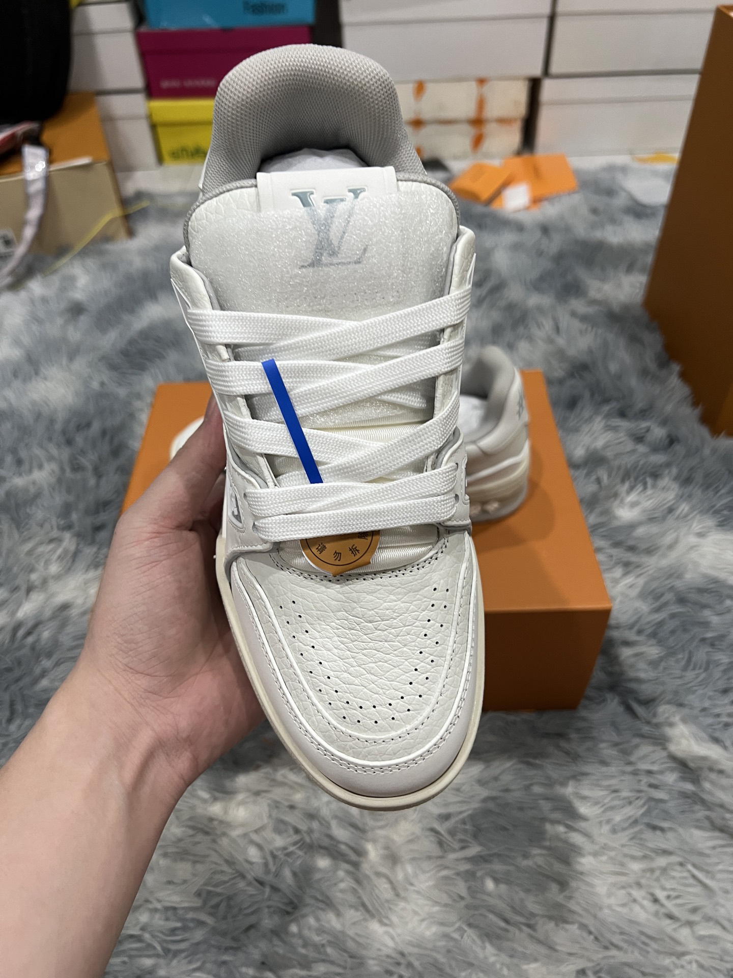 Lv Sneakers-74