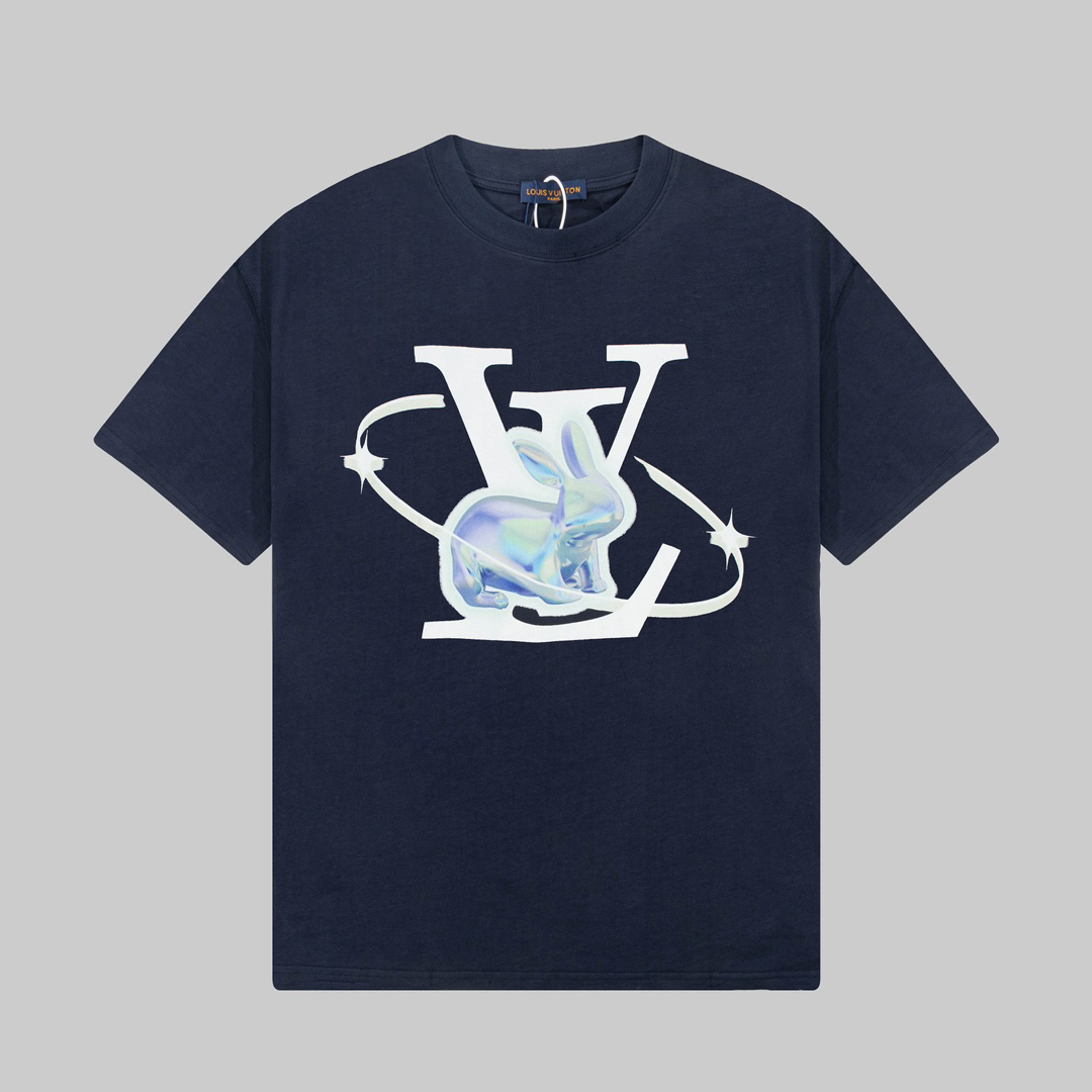 LV clothing-71