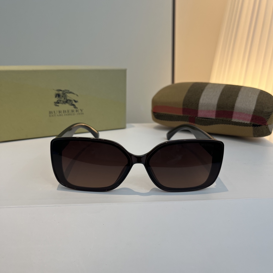 Burberry glasses-12