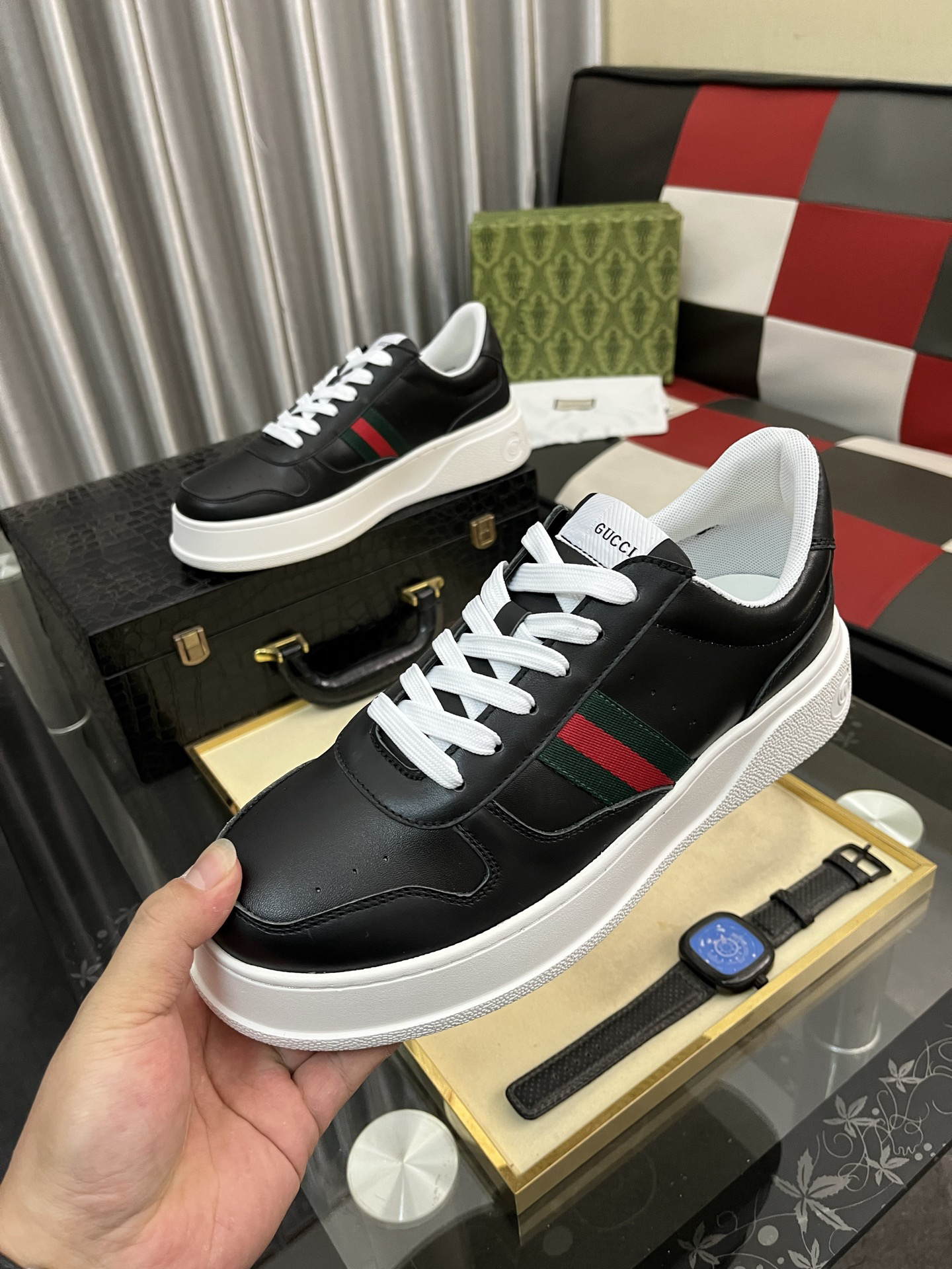 Gucci Sneakers-101