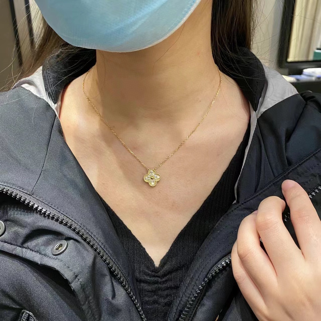 Van Cleef & Arpels necklace-16