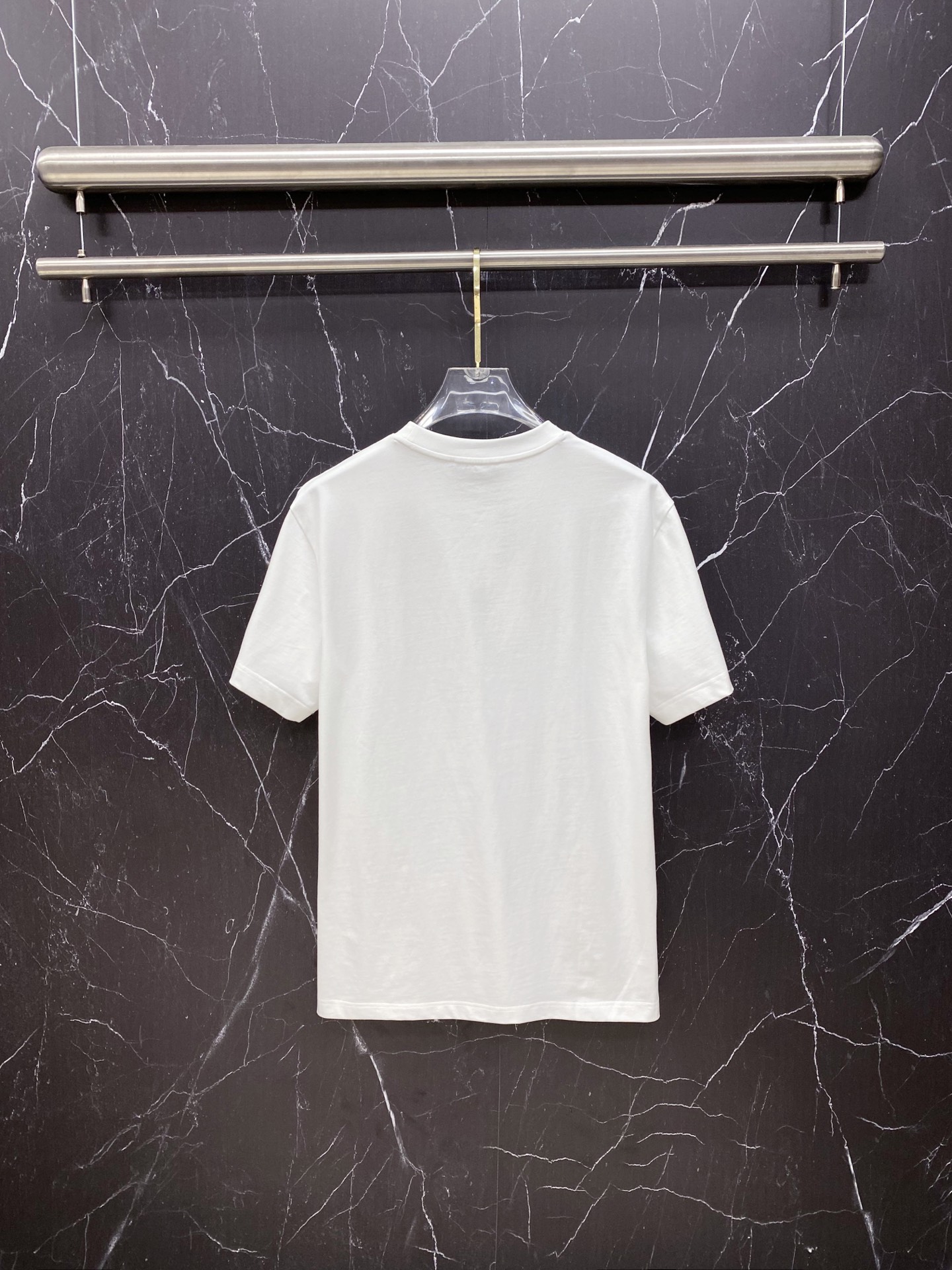 Gucci Clothing-204