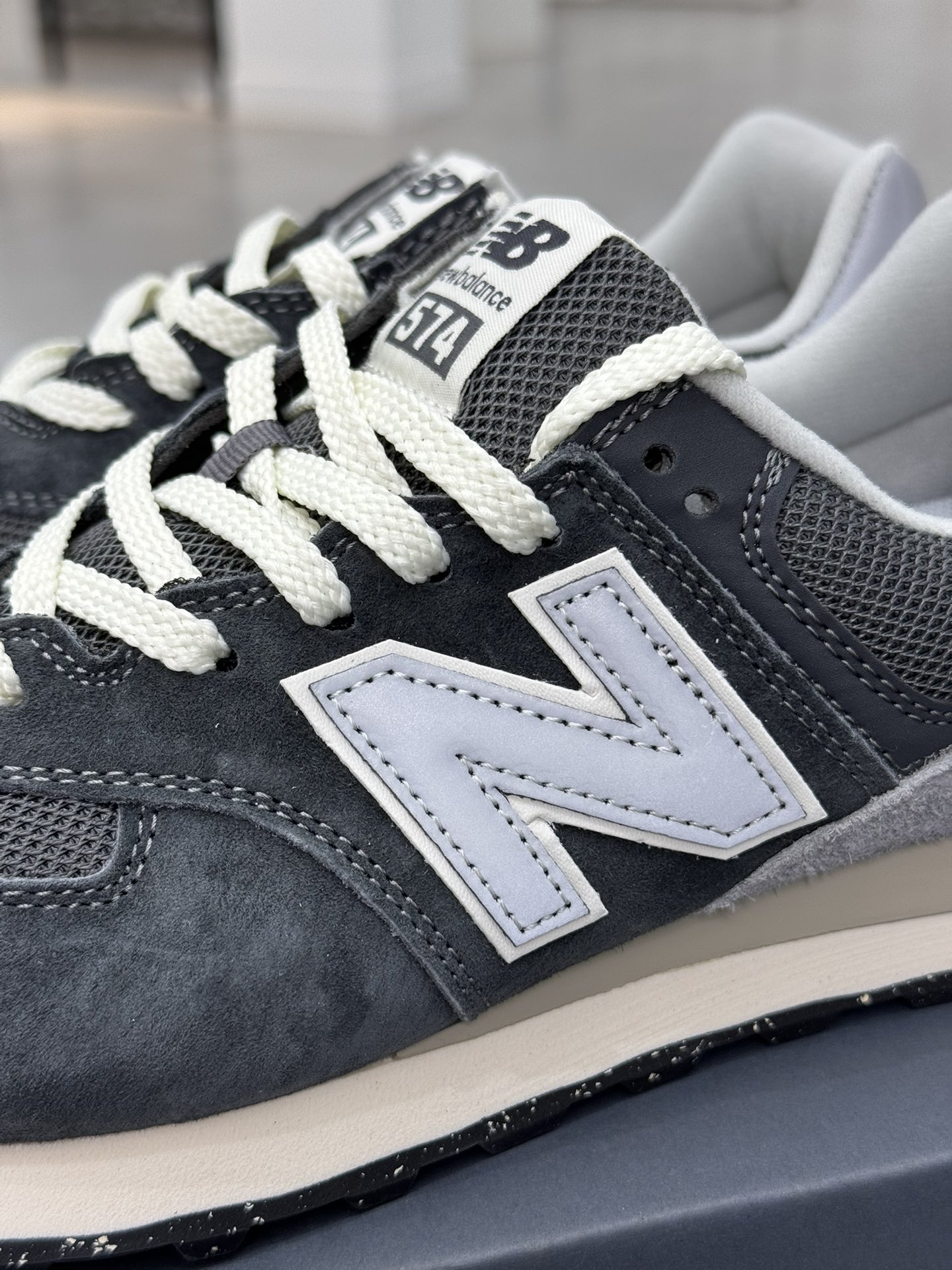 New Balance Sneakers-179