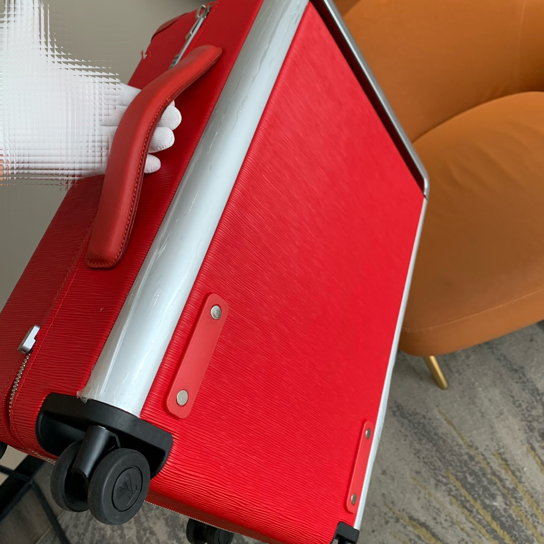 LV luggage-27
