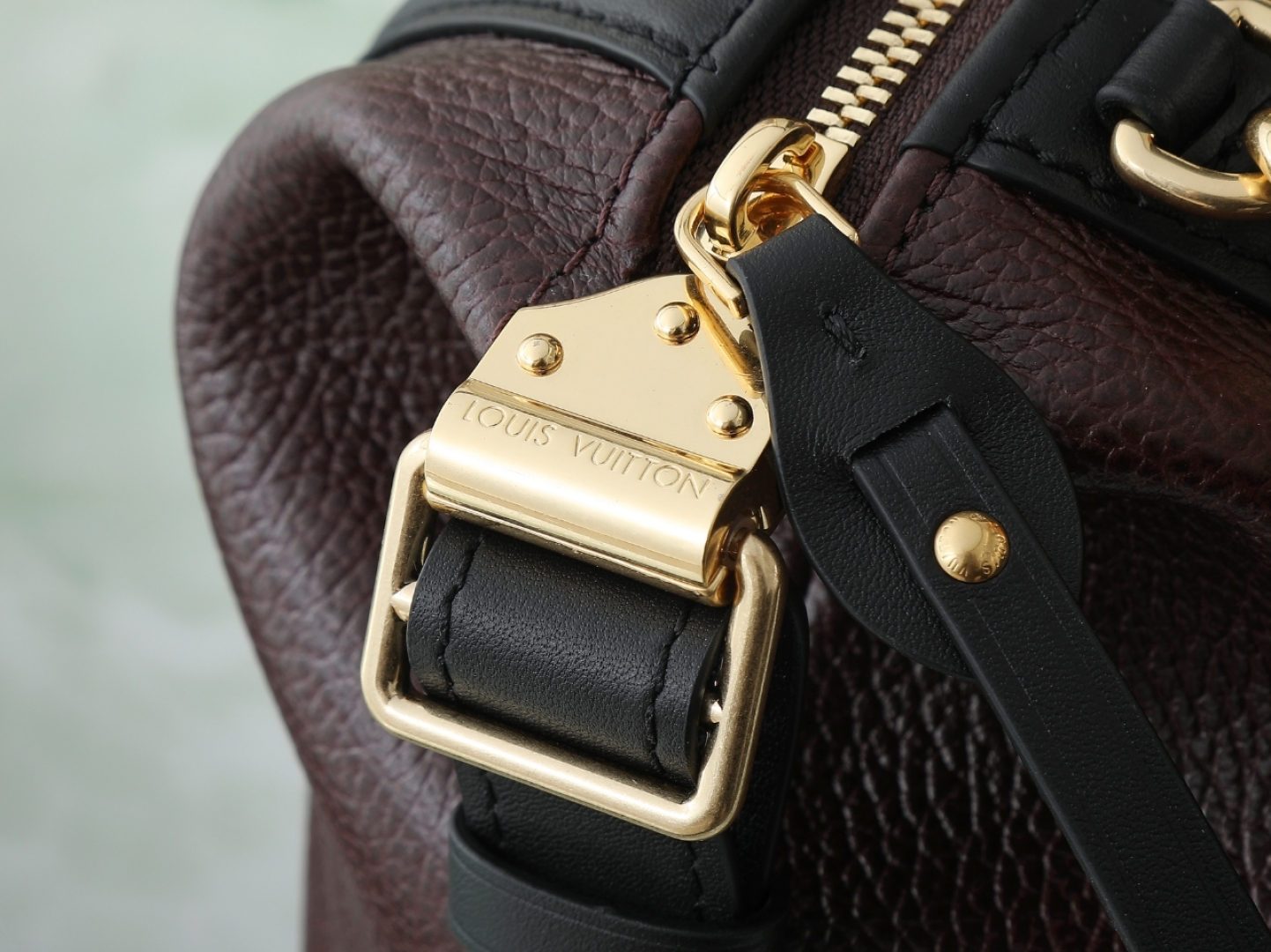 Louis Vuitton Hot New Product-107