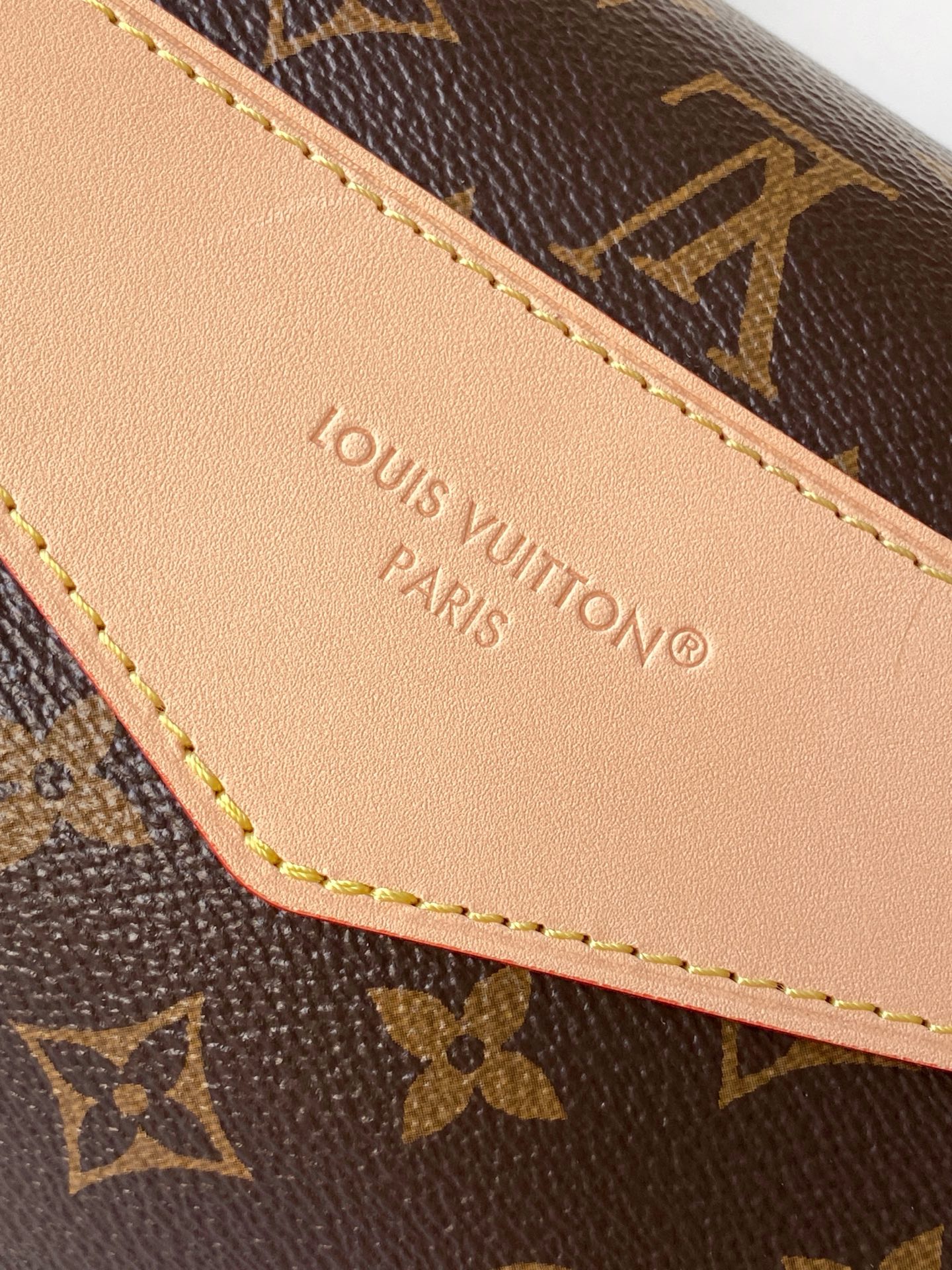 Louis Vuitton Hot New Product-174