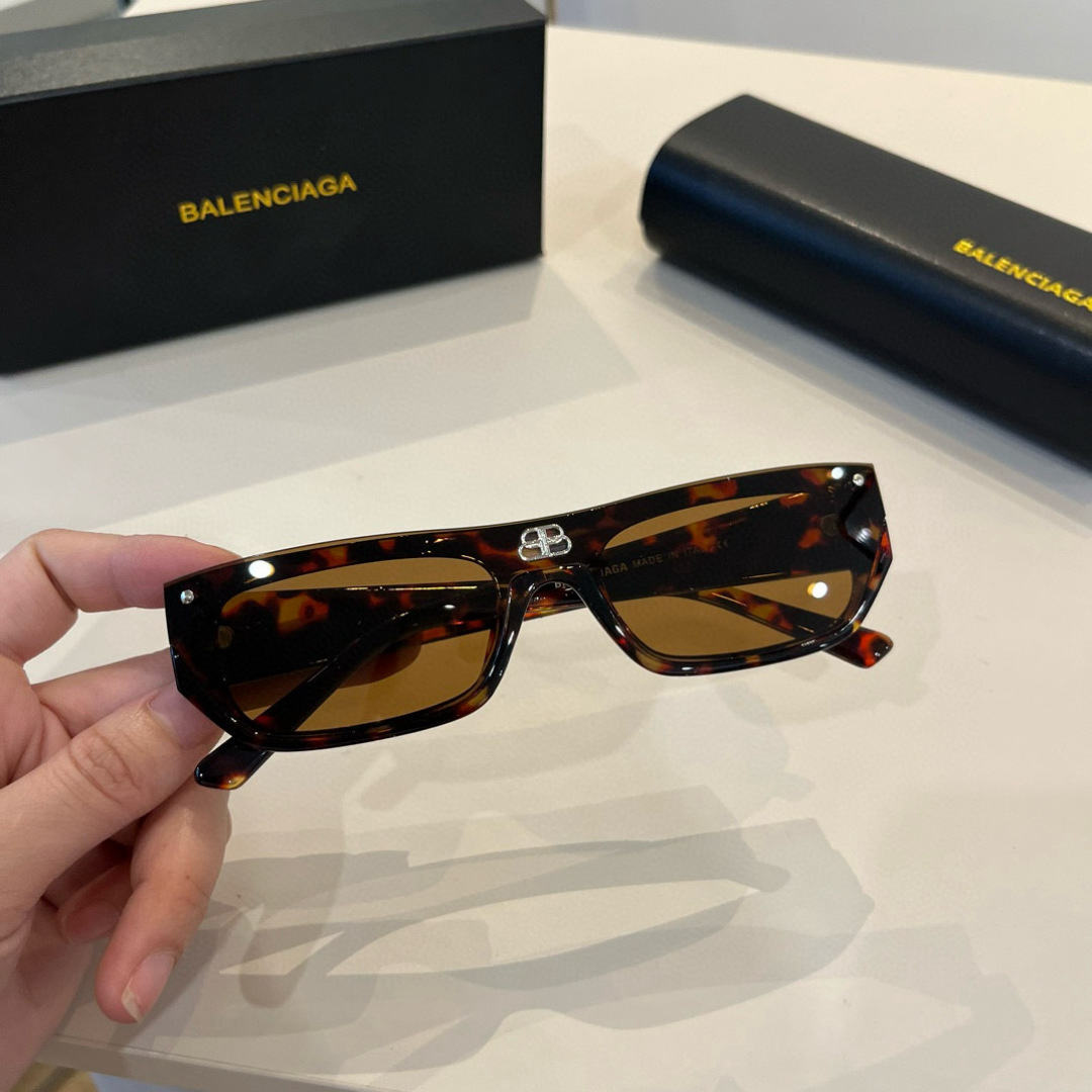 Balenciaga glasses-51
