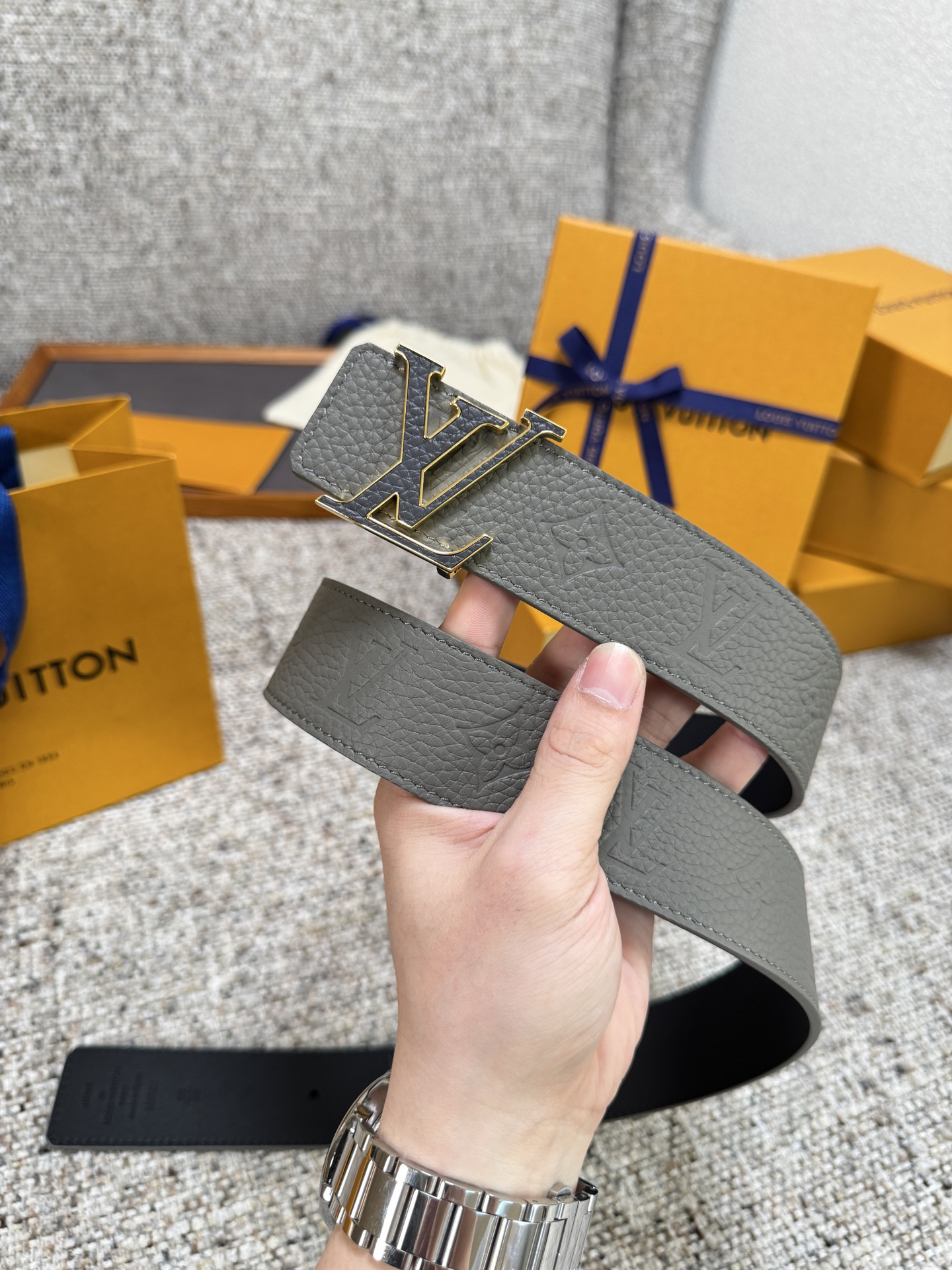 Lv belt-57
