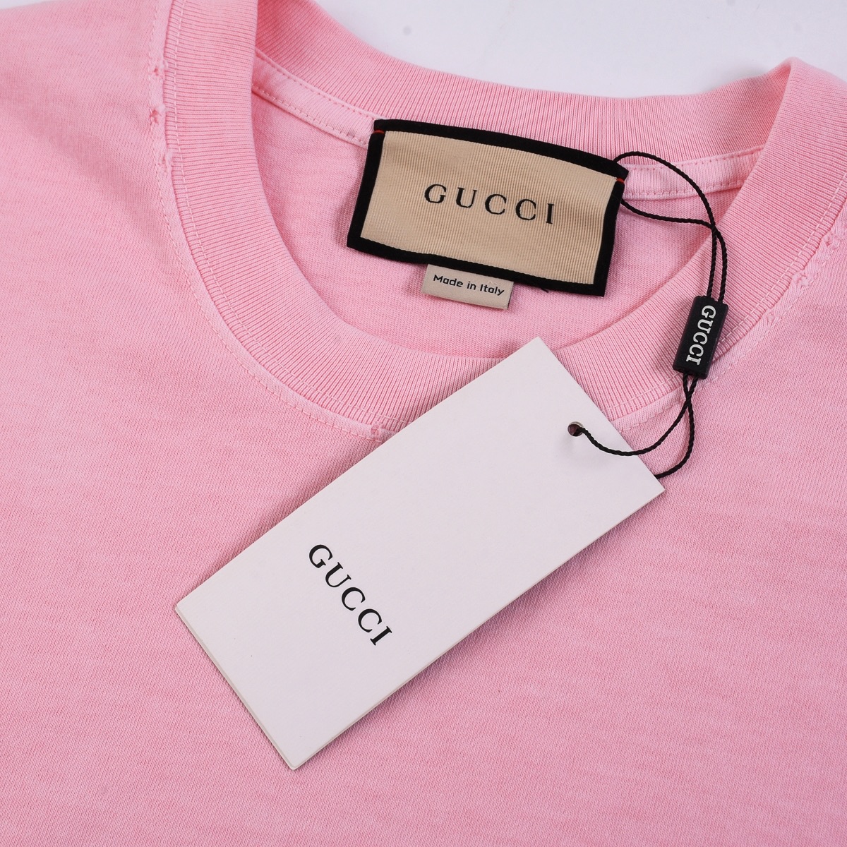 Gucci clothing-239
