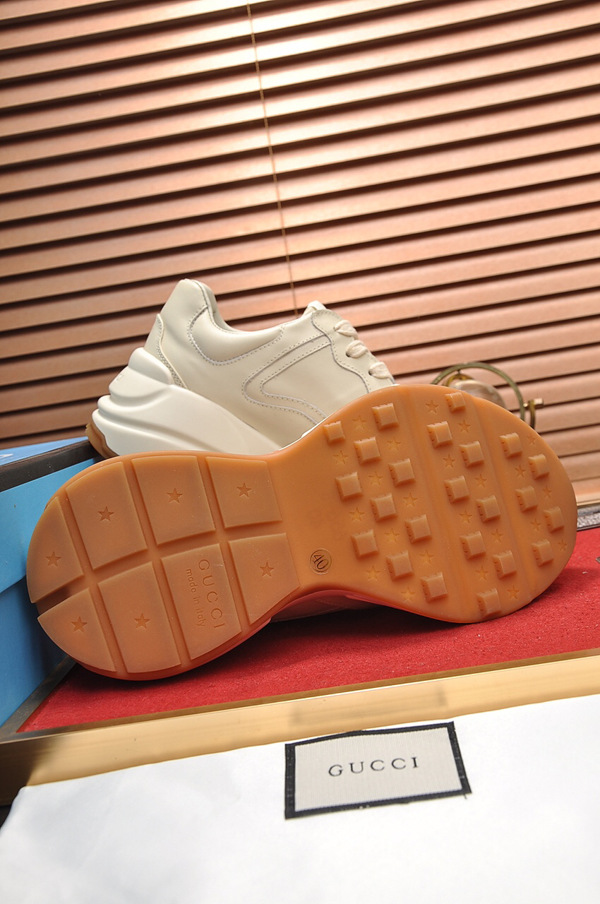 Gucci Sneakers-103