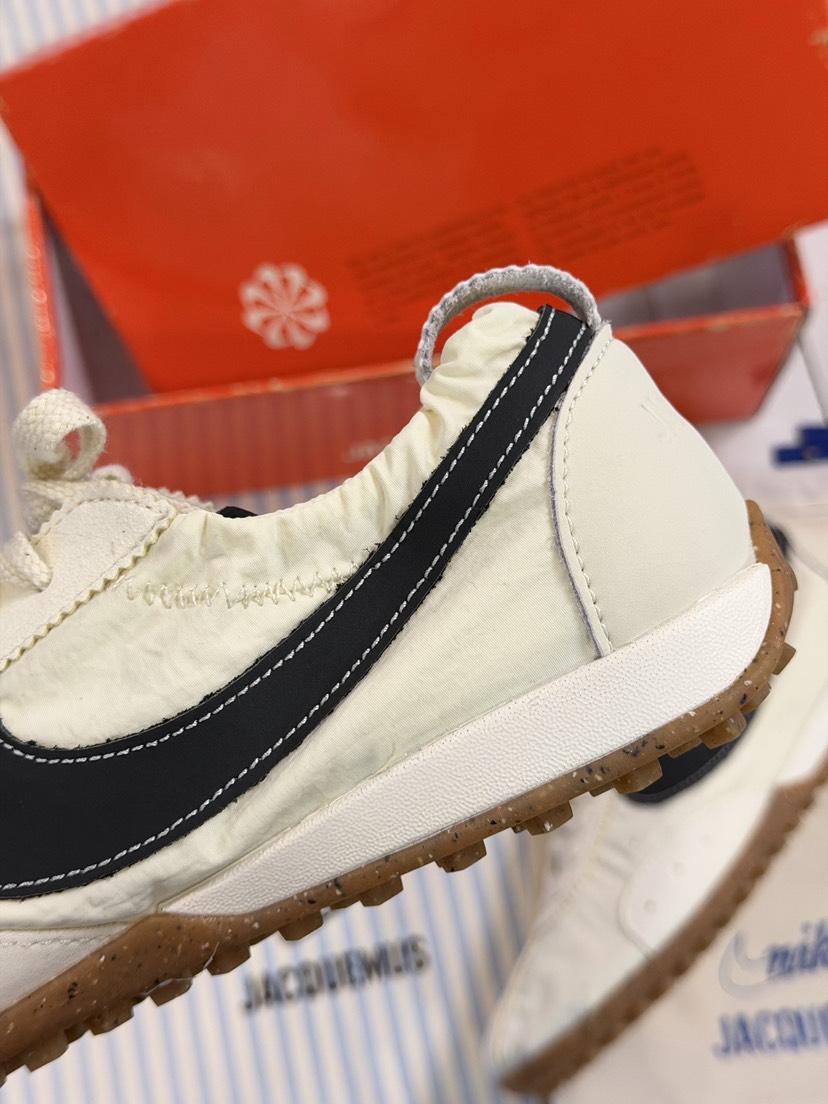 Nike Sneakers-232