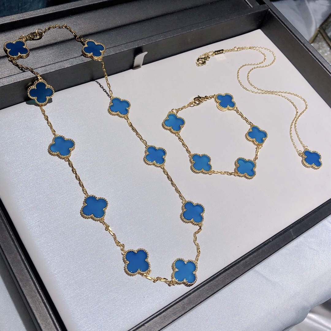 Van Cleef & Arpels Bracelet-120