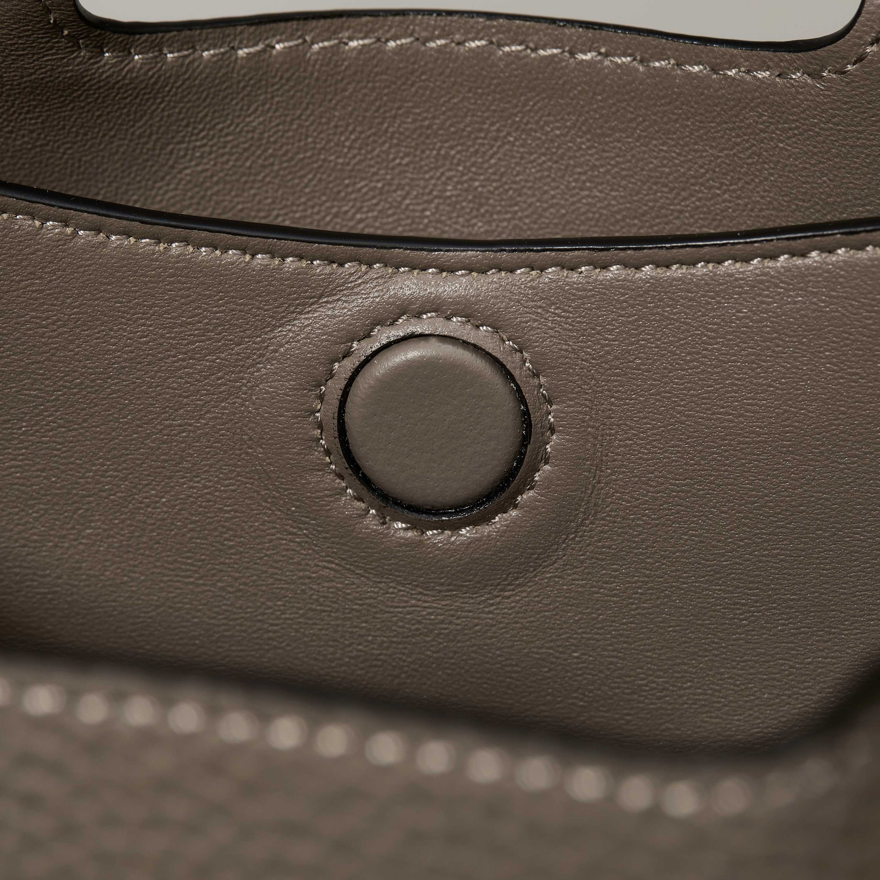 Prada Hot New Product-75