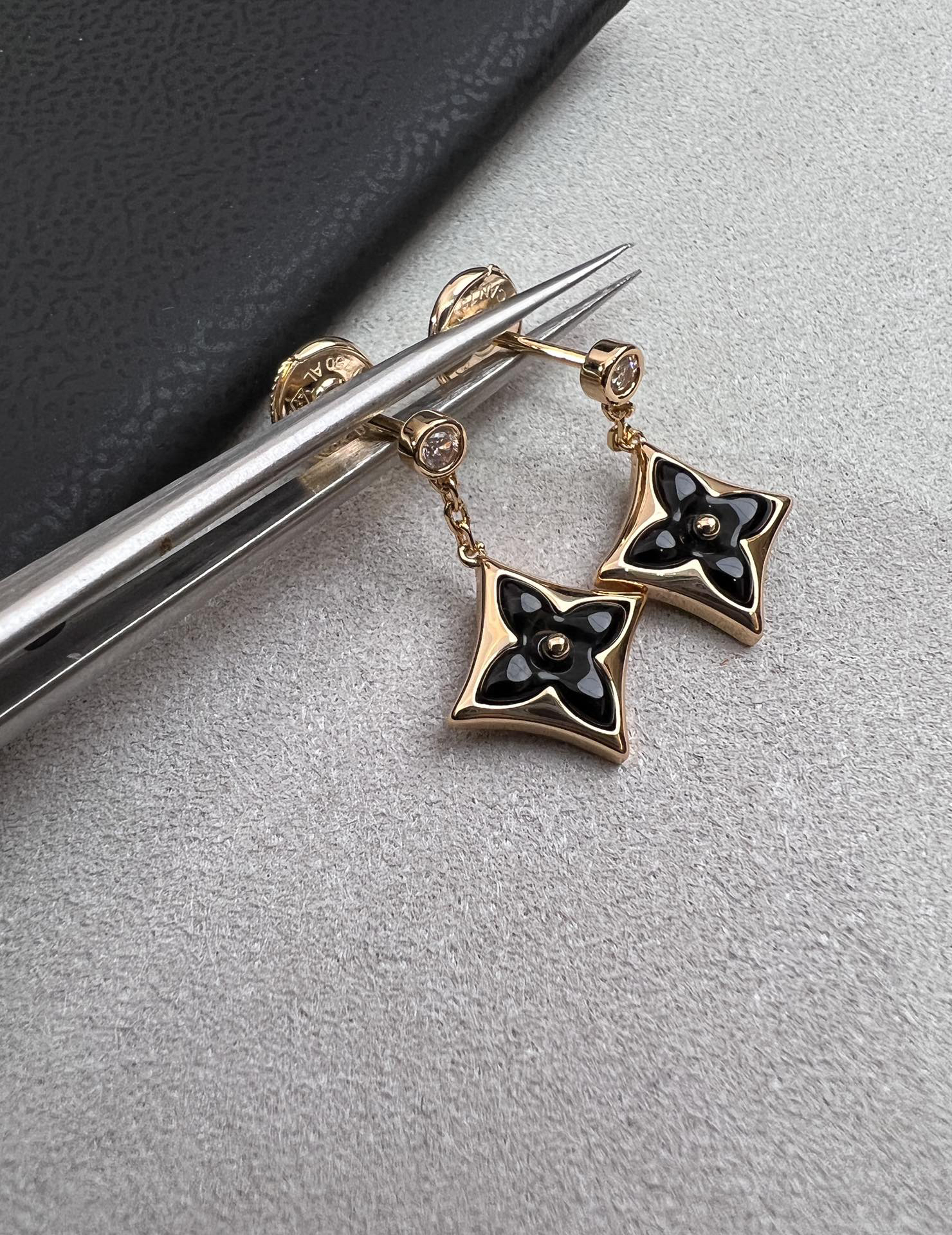 LV earrings-43