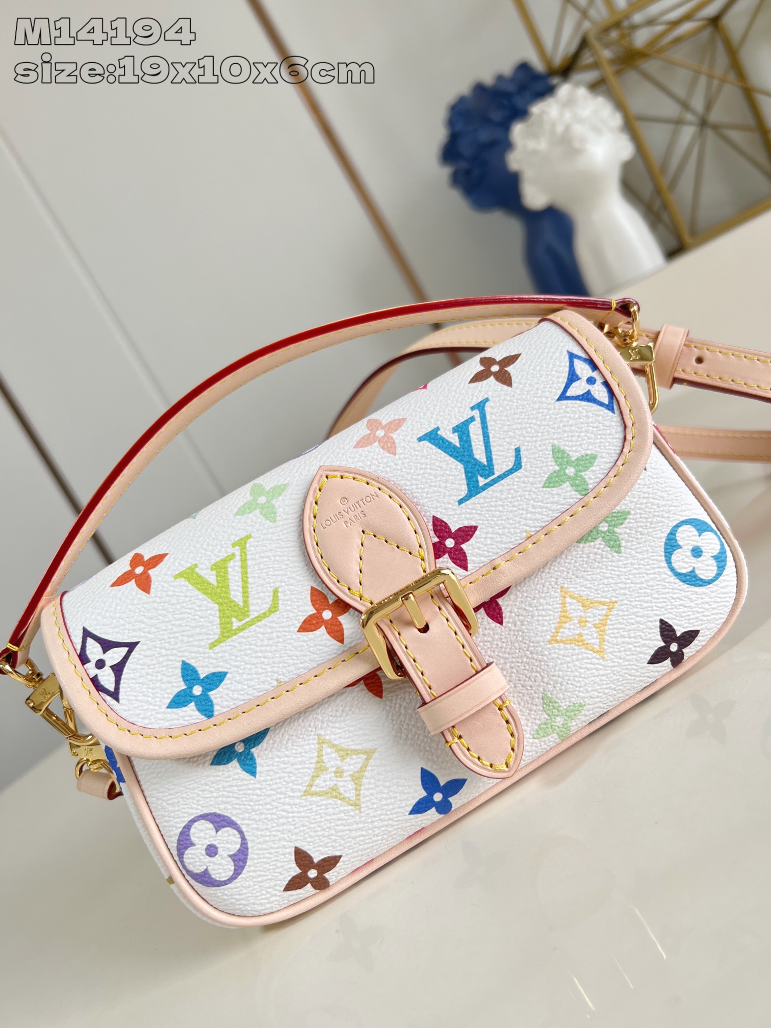 Louis Vuitton Hot New Product-83