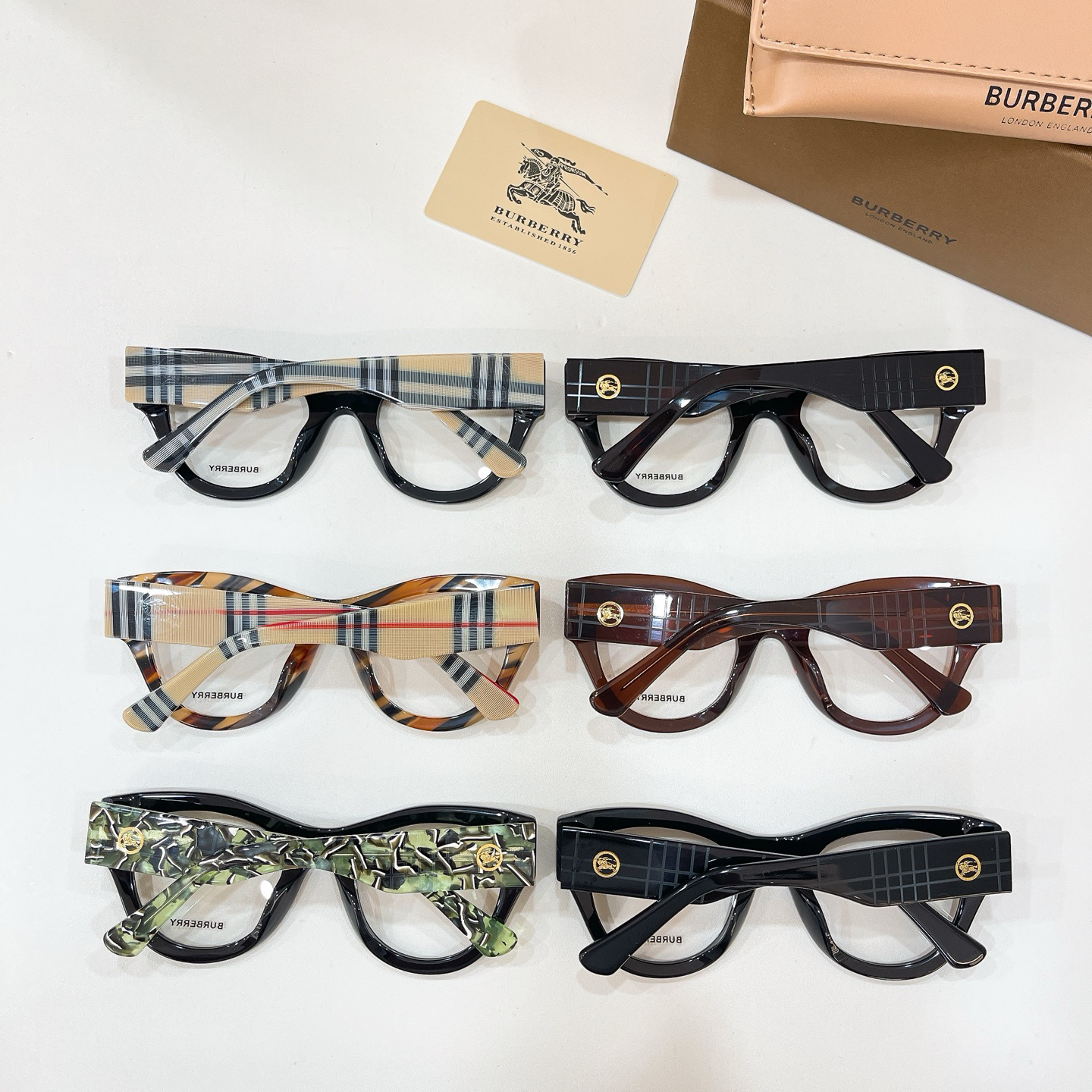Burberry glasses-15