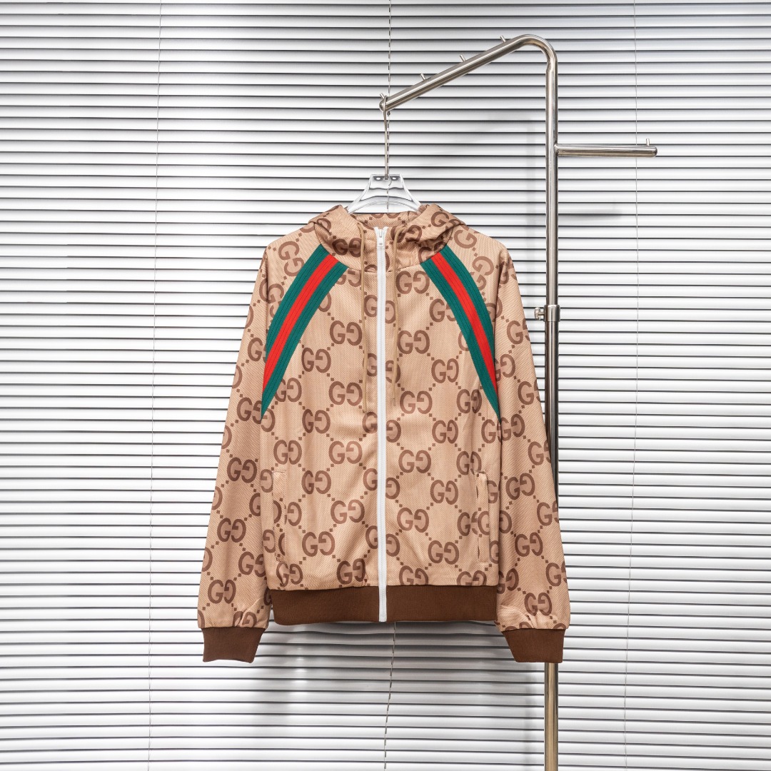Gucci Clothing-295