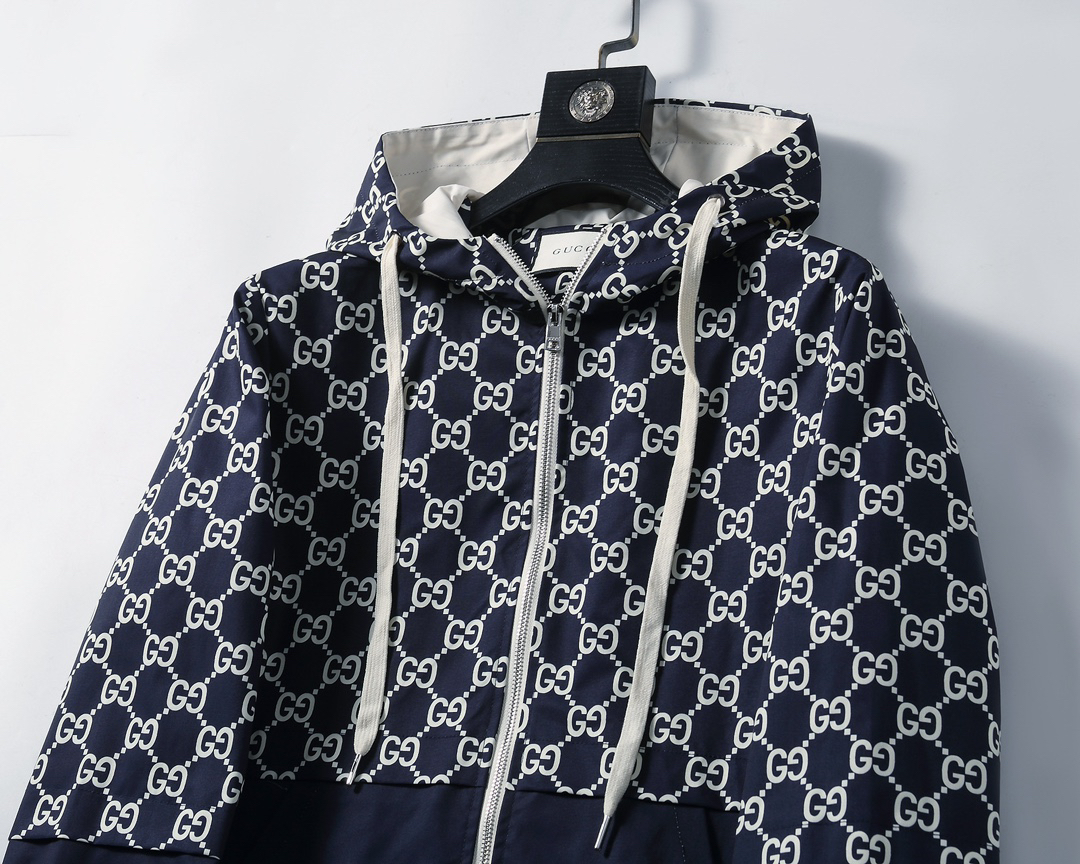 Gucci Clothing-320