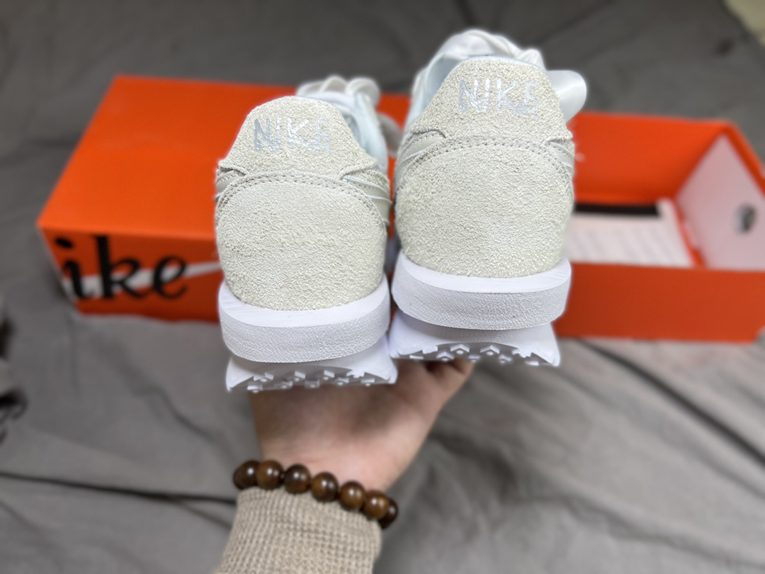 Nike Sneakers-238